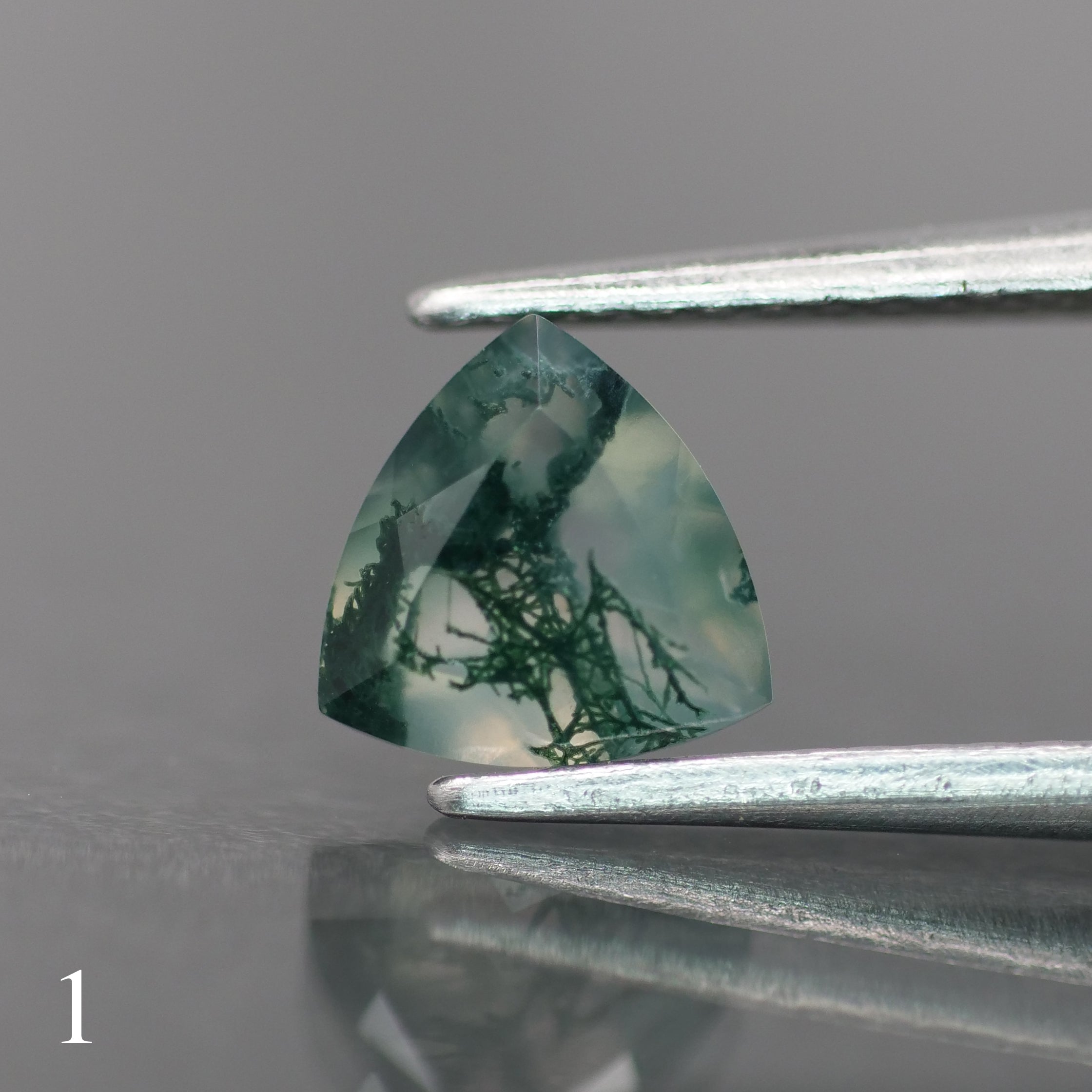 Moss agate | green color, trillion-cut, 6mm, 0.5ct - choose yours - Eden Garden Jewelry™