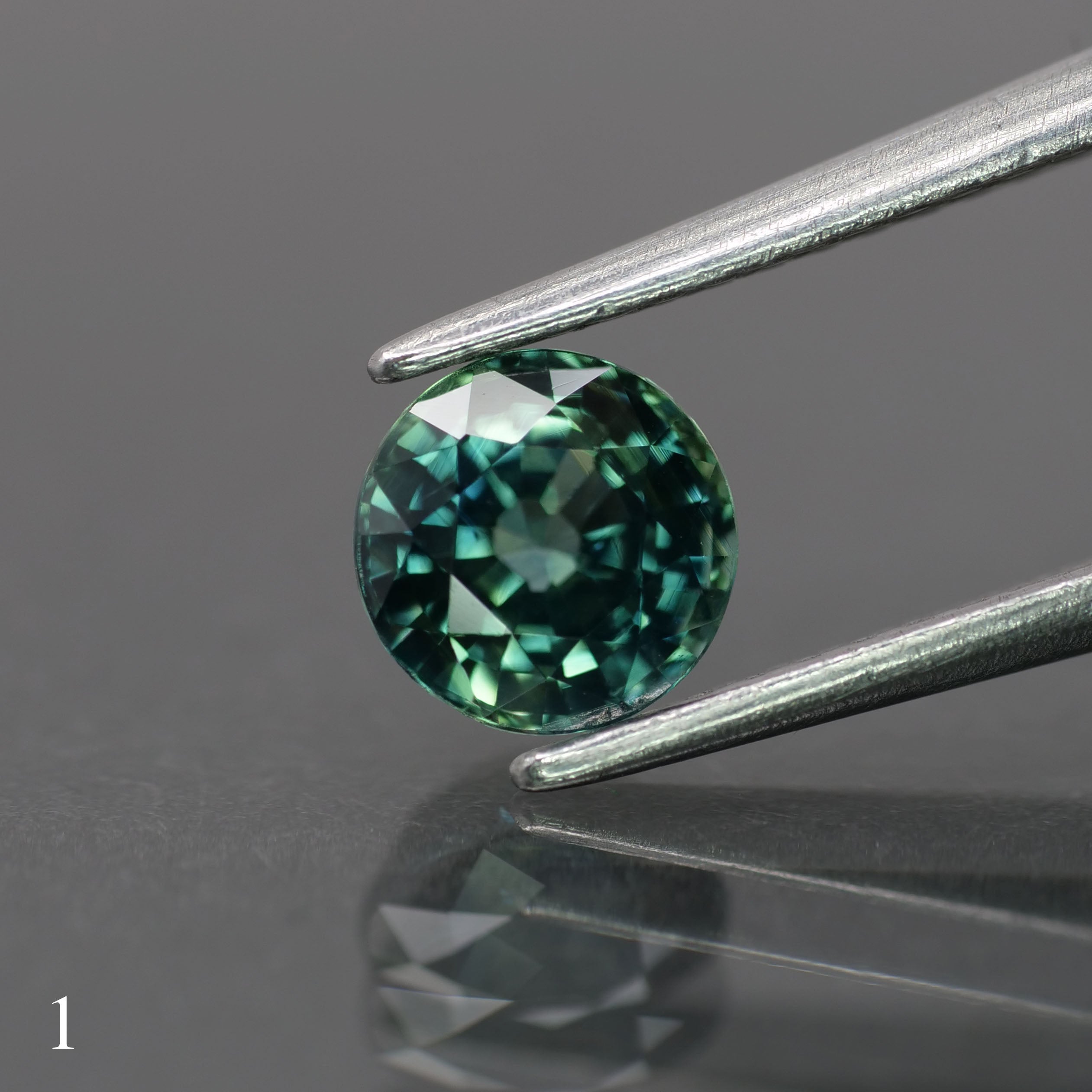Sapphire | natural, teal color, round-cut, *5.5mm, *0.9ct - choose yours - Eden Garden Jewelry™