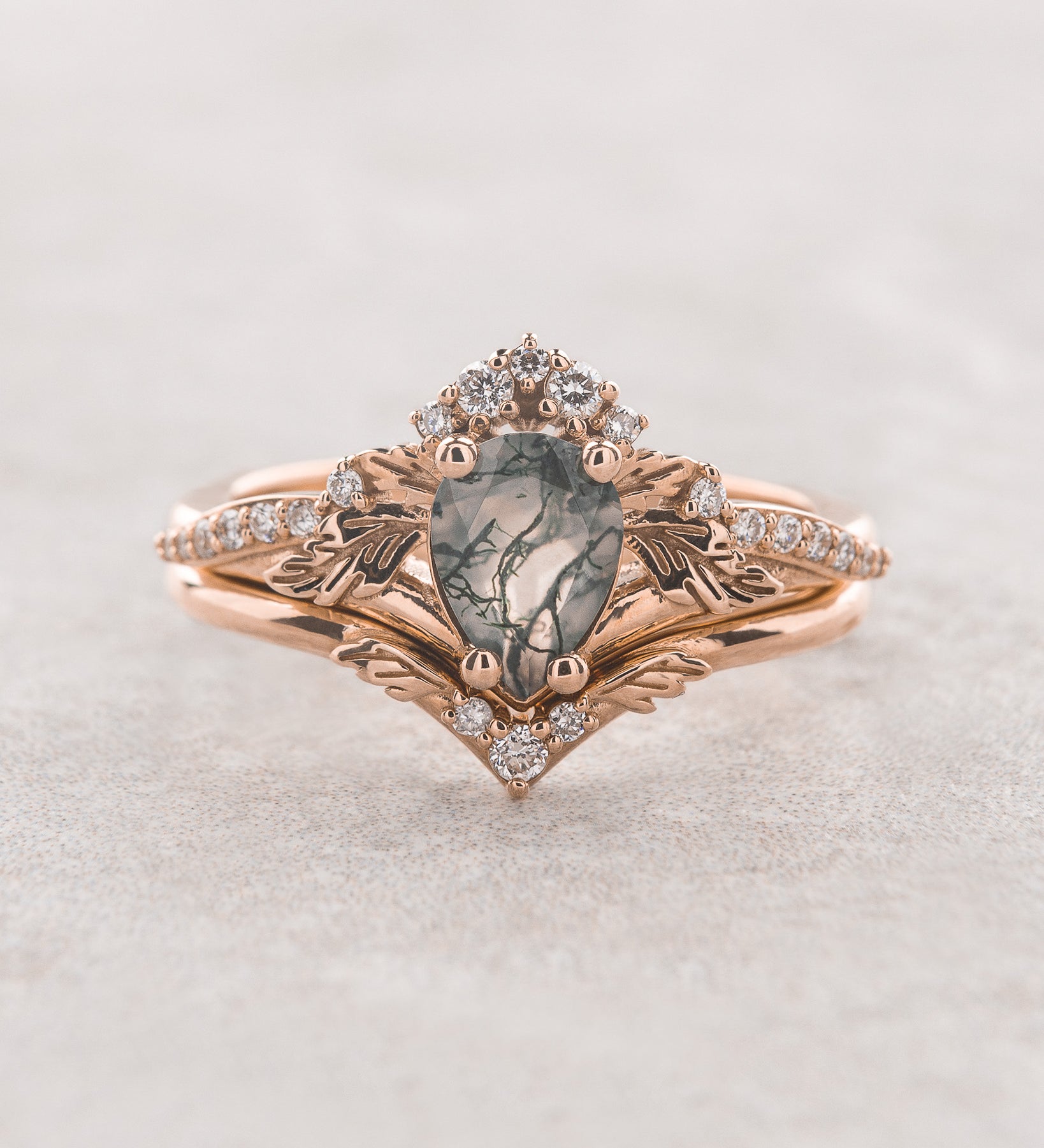 Forest-themed bridal ring set with green moss agate / Amelia - Eden Garden Jewelry™