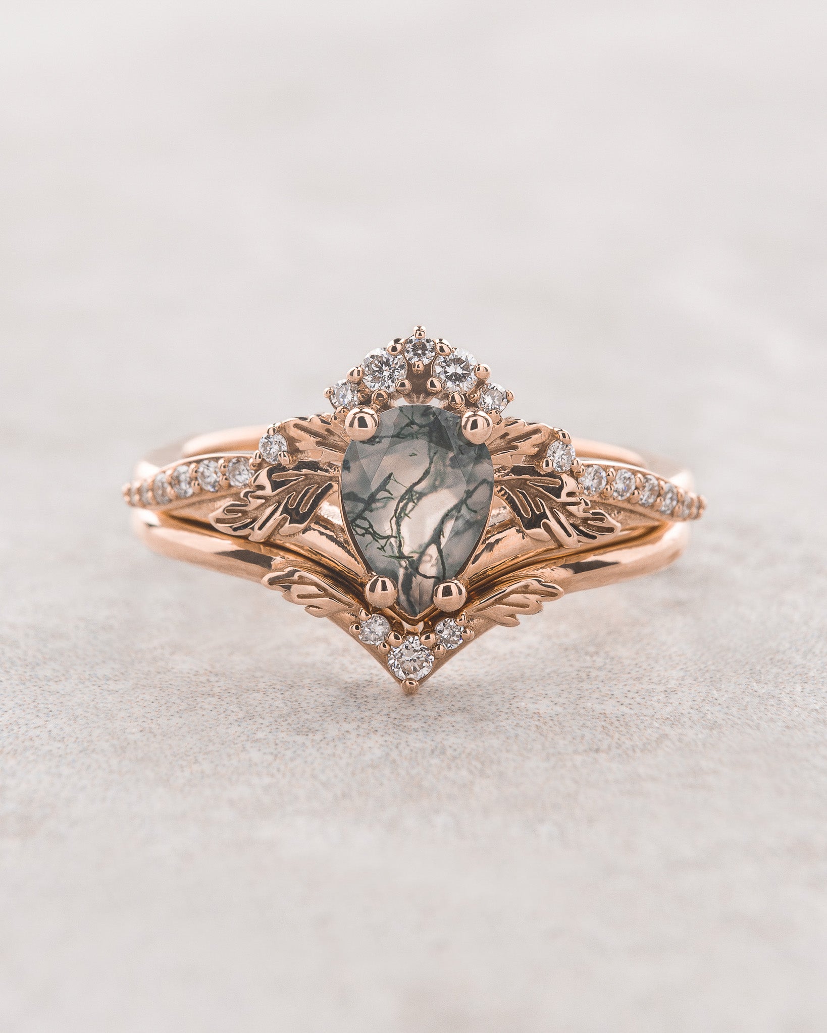Forest-themed bridal ring set with green moss agate / Amelia - Eden Garden Jewelry™
