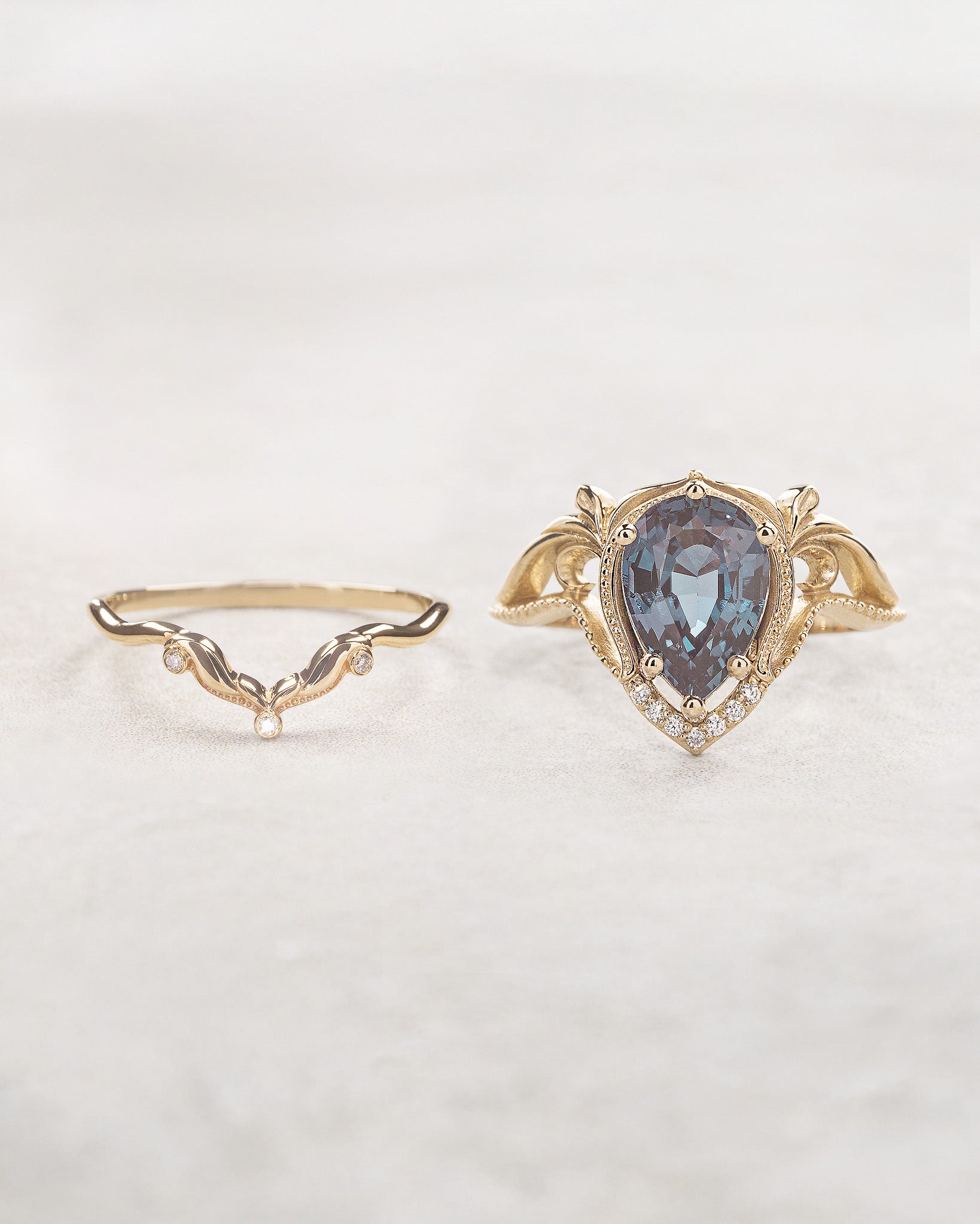 Bridal ring set with big pear cut lab alexandrite / Lida - Eden Garden Jewelry™