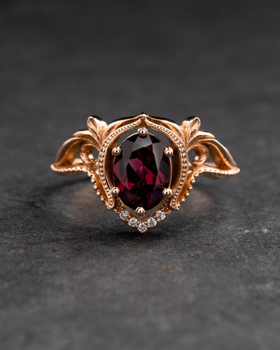 Rhodolite garnet and diamonds engagement ring / Lida oval - Eden Garden Jewelry™