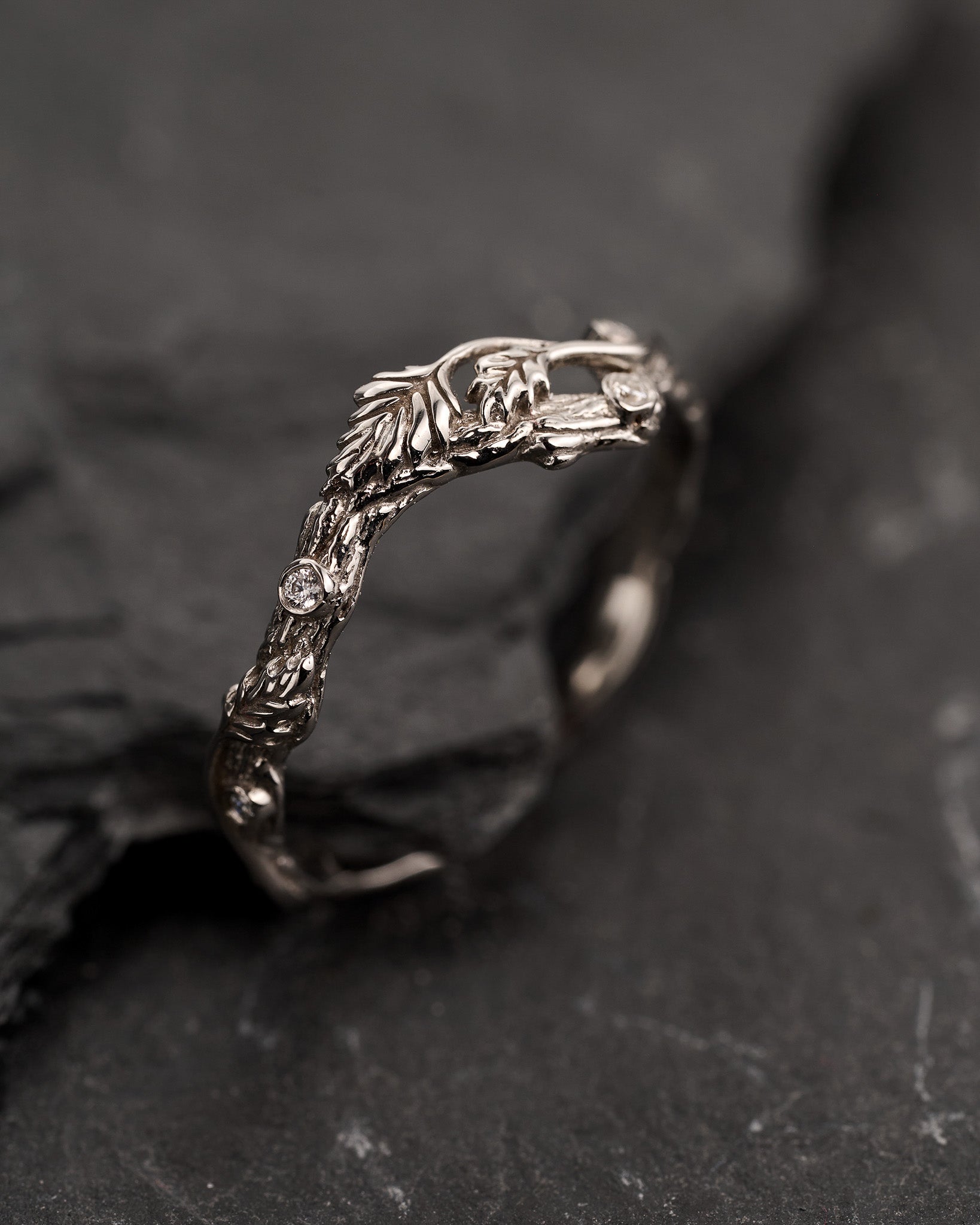 READY TO SHIP: Twig wedding band in 14K white gold, moissanites, AVAILABLE RING SIZES: 8 US - Eden Garden Jewelry™