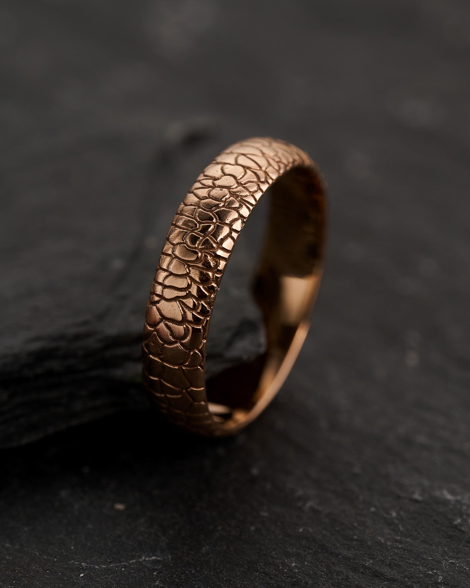 READY TO SHIP: Reptile wedding band in 14K rose gold, RING SIZE 9 US - Eden Garden Jewelry™