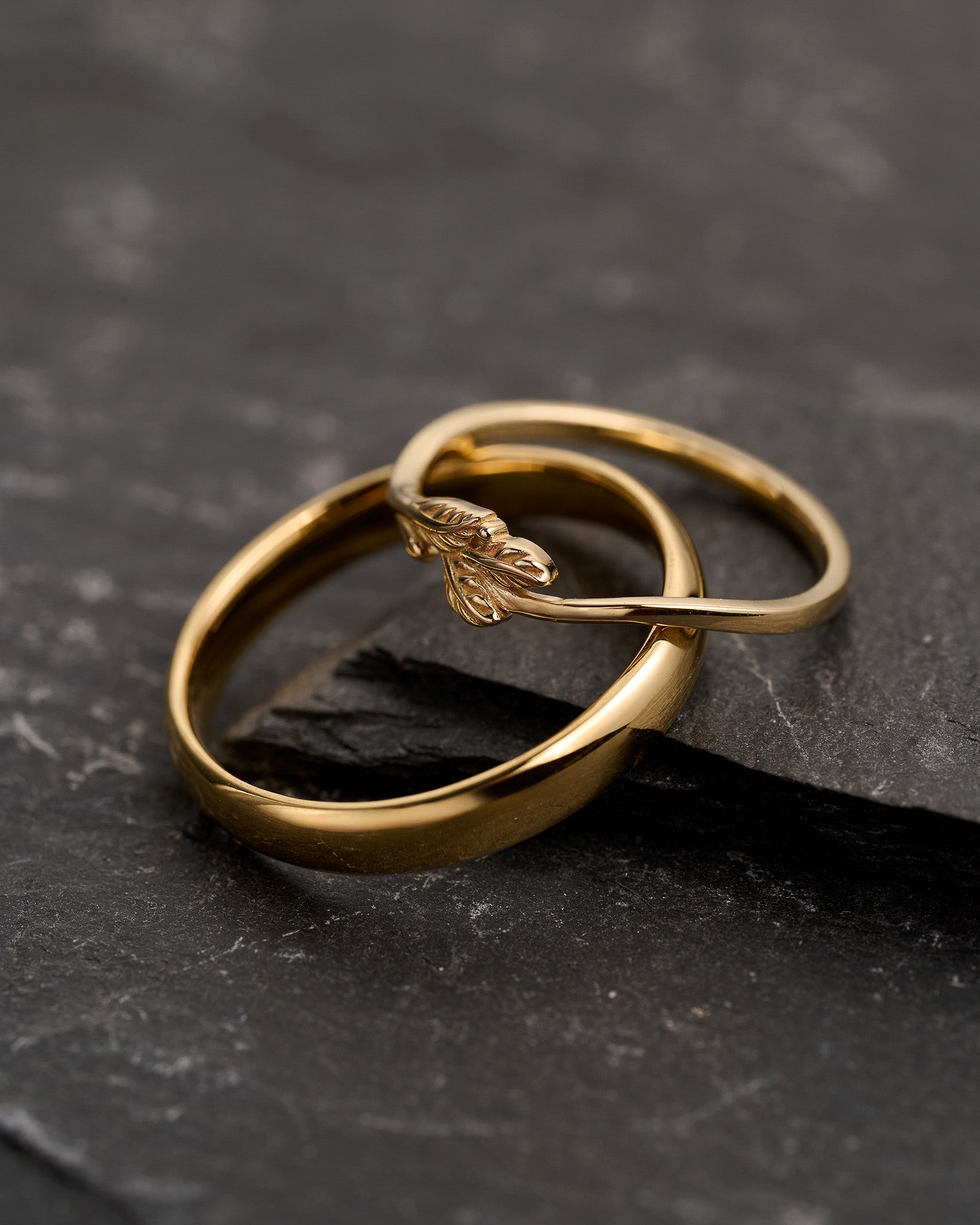 Dainty twig wedding band, solid gold ring - Eden Garden Jewelry™