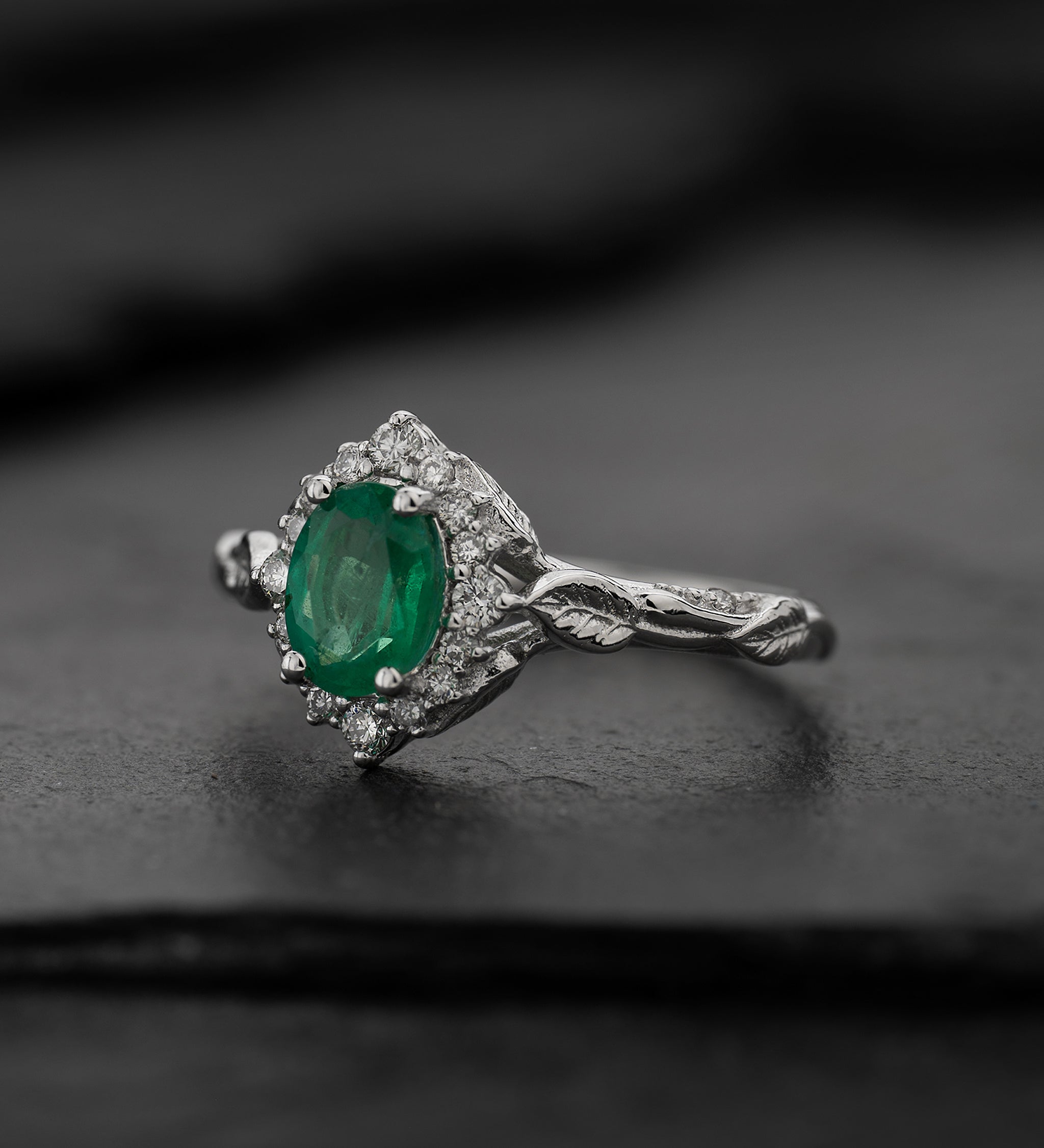 READY TO SHIP: Florentina ring in 14K white gold, natural emerald, oval cut 7x5 mm, with lab grown diamonds, AVAILABLE RING SIZE: 5.5 - 8.5 US - Eden Garden Jewelry™