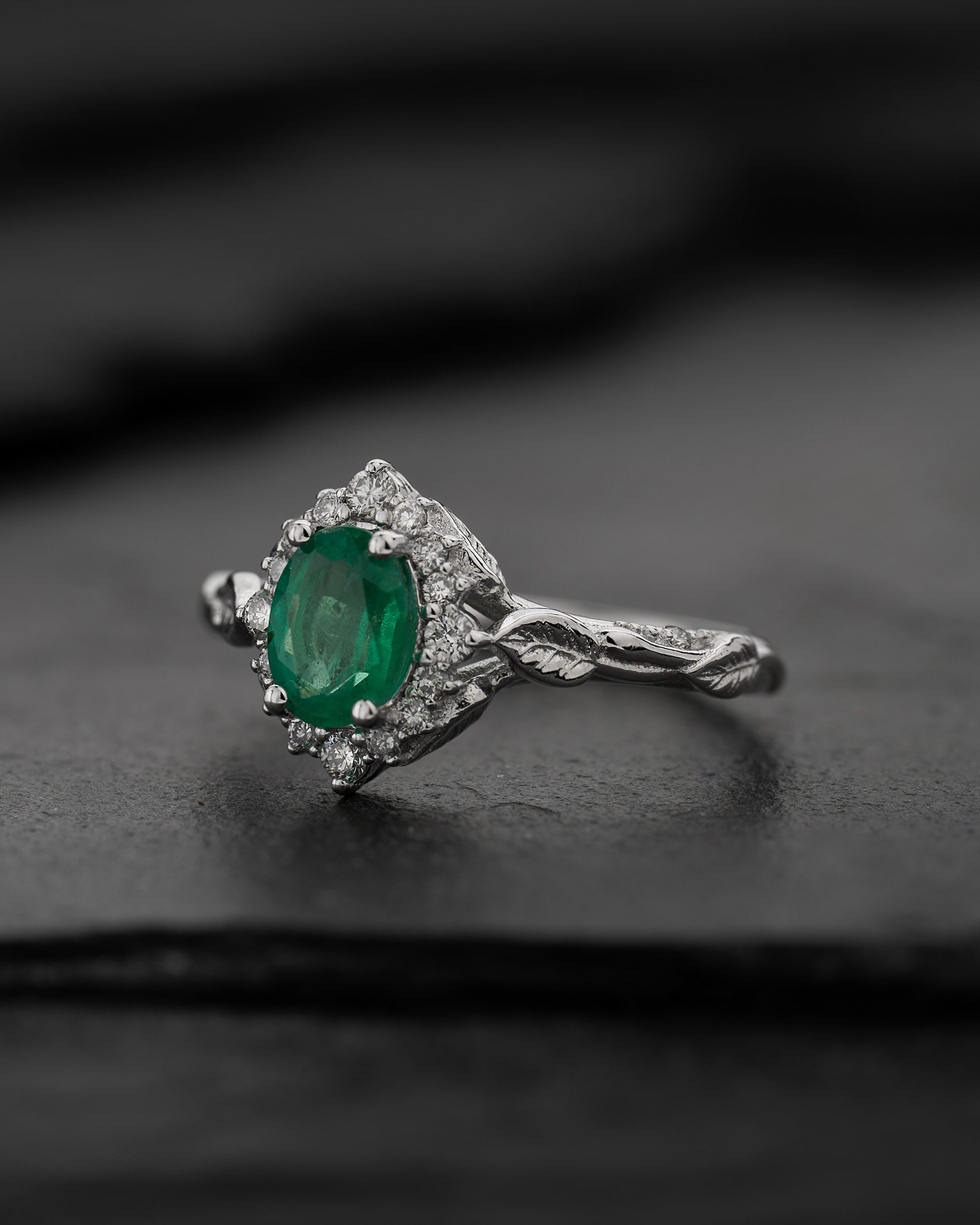 READY TO SHIP: Florentina ring in 14K white gold, natural emerald, oval cut 7x5 mm, with lab grown diamonds, AVAILABLE RING SIZE: 5.5 - 8.5 US - Eden Garden Jewelry™