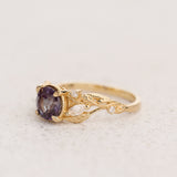 Engagement Ring with Round Color-Changing Alexandrite / Patricia