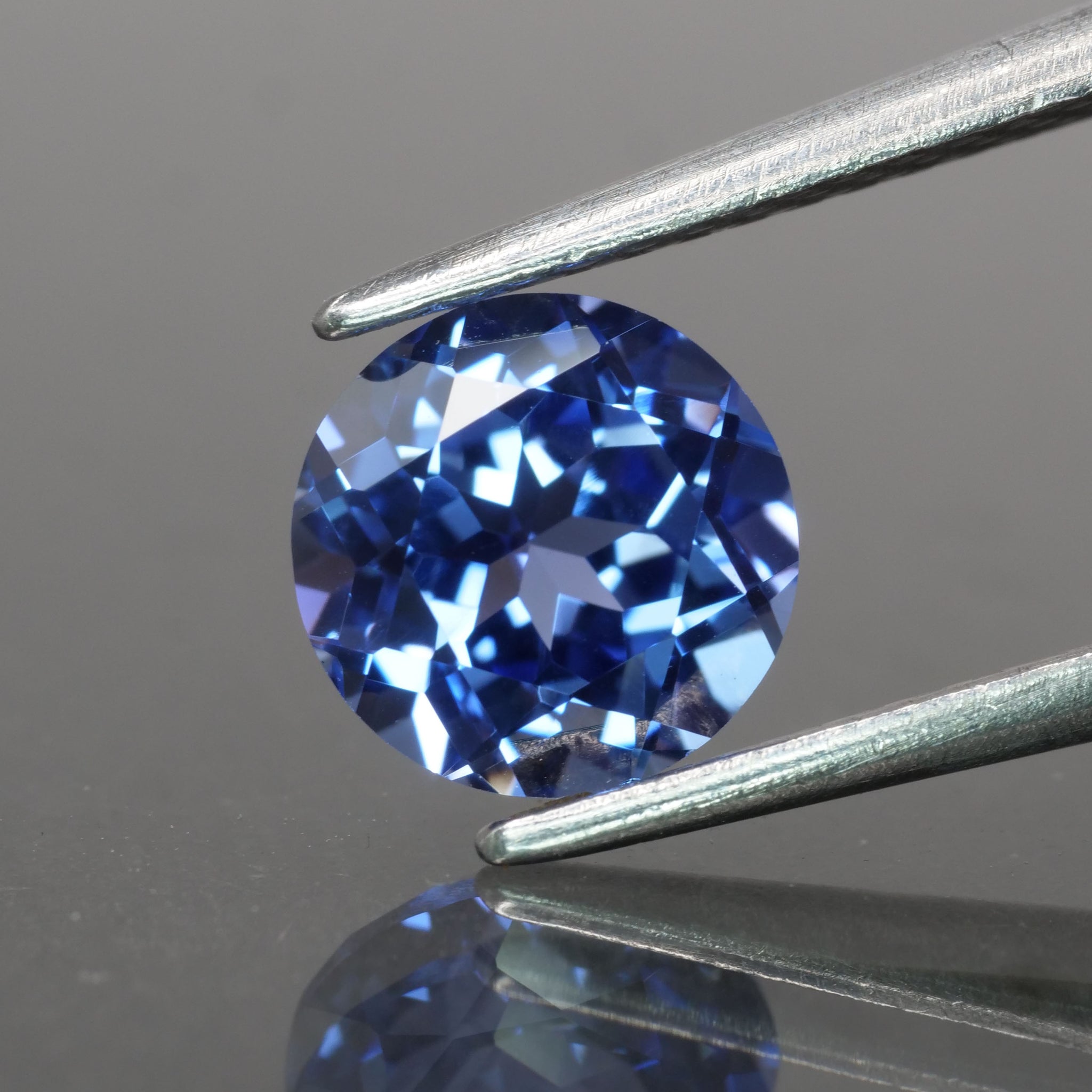 Sapphire | Royal Blue color, lab created, round cut, 6.5mm VS 1.4ct - Eden Garden Jewelry™