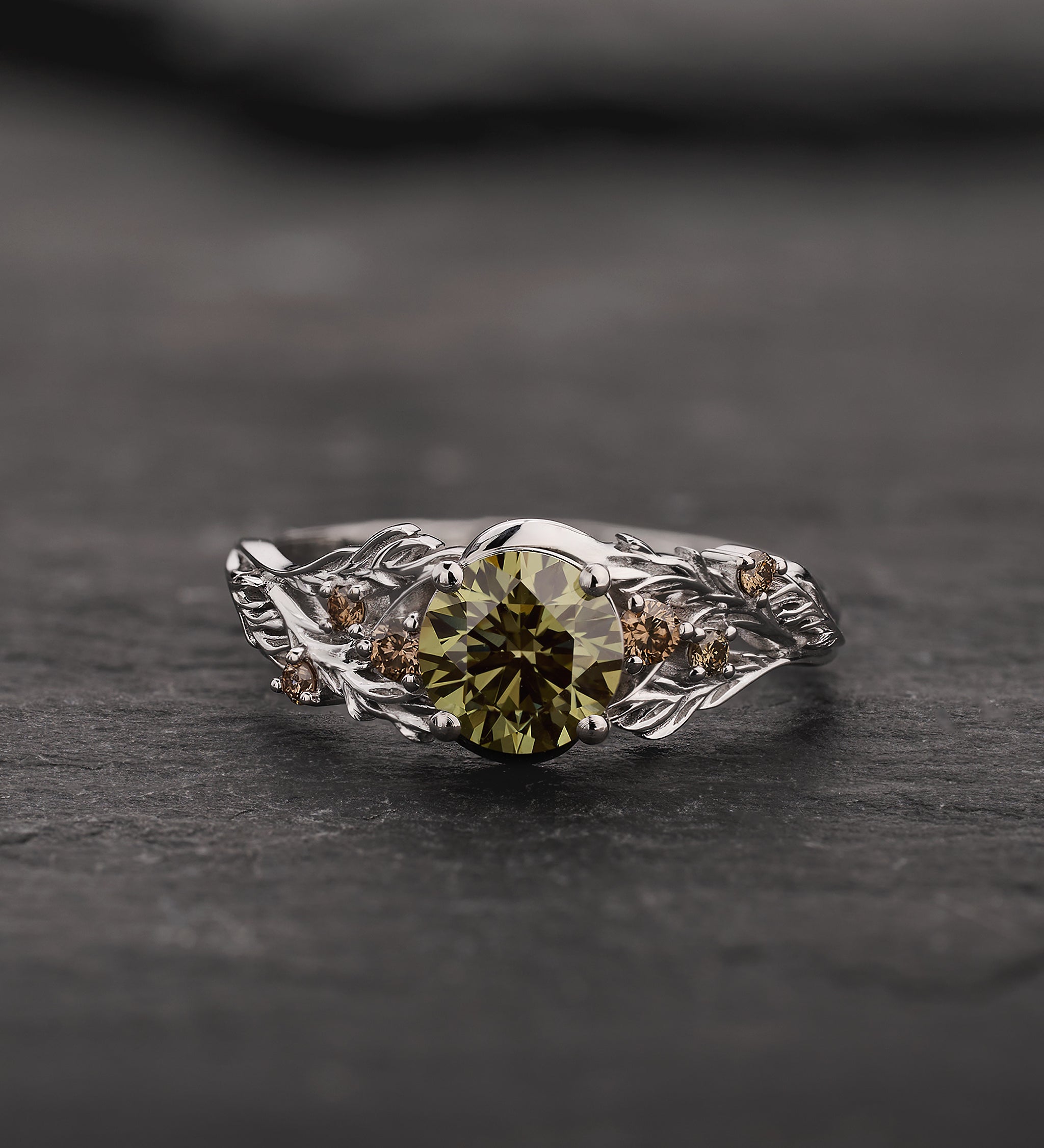 Engagement Ring with Round Fancy Vivid Green Diamond (Lab-Grown) in Forest Style / Japanese Maple - Eden Garden Jewelry™