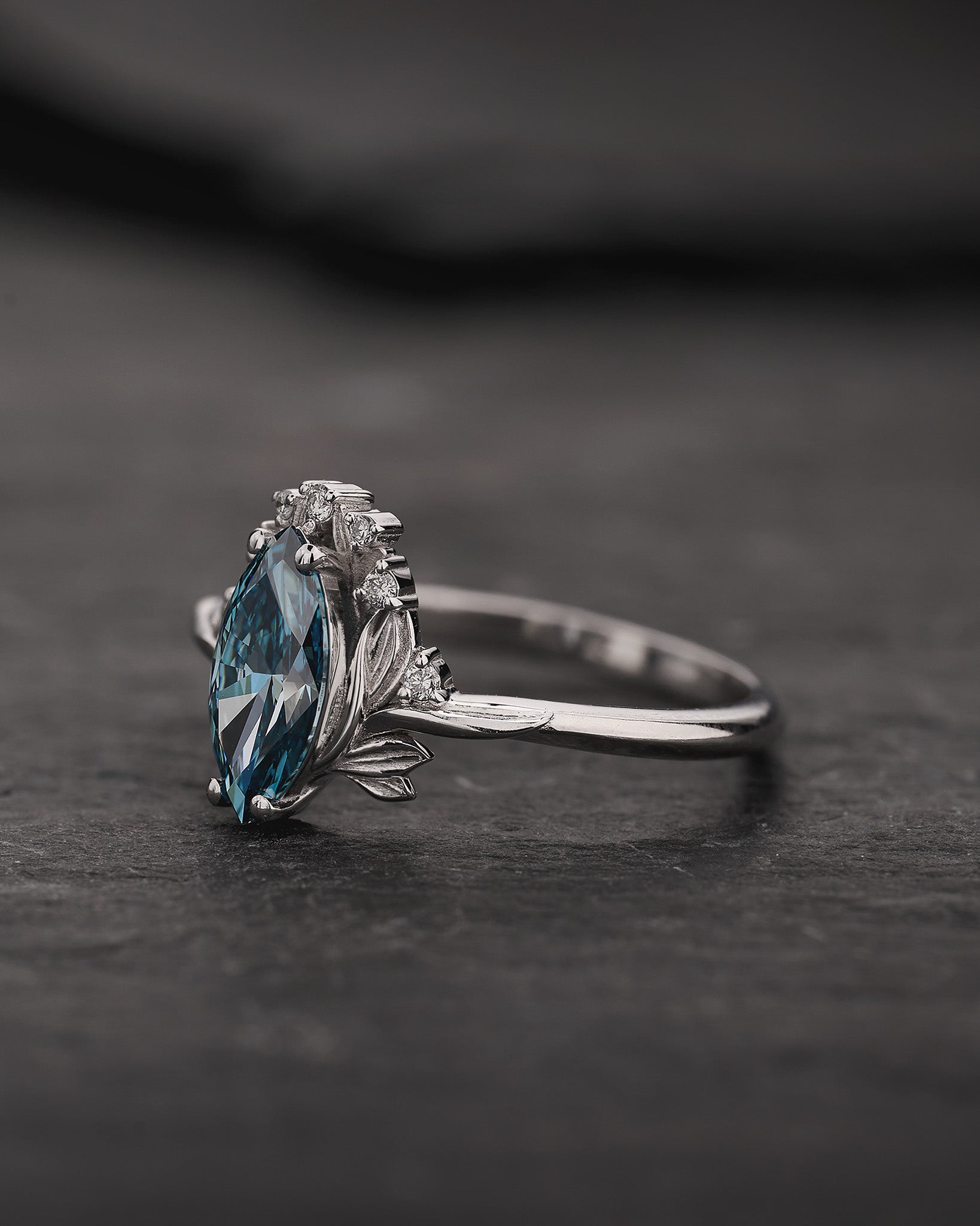 Engagement Ring with Marquise Fancy Blue Diamond (Lab-Grown) in Flower Style / Iris - Eden Garden Jewelry™