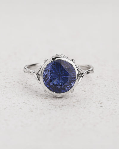 Engagement Ring in Leafy Style with Round Fantasy-Cut Blue Sapphire / Roma - Eden Garden Jewelry™