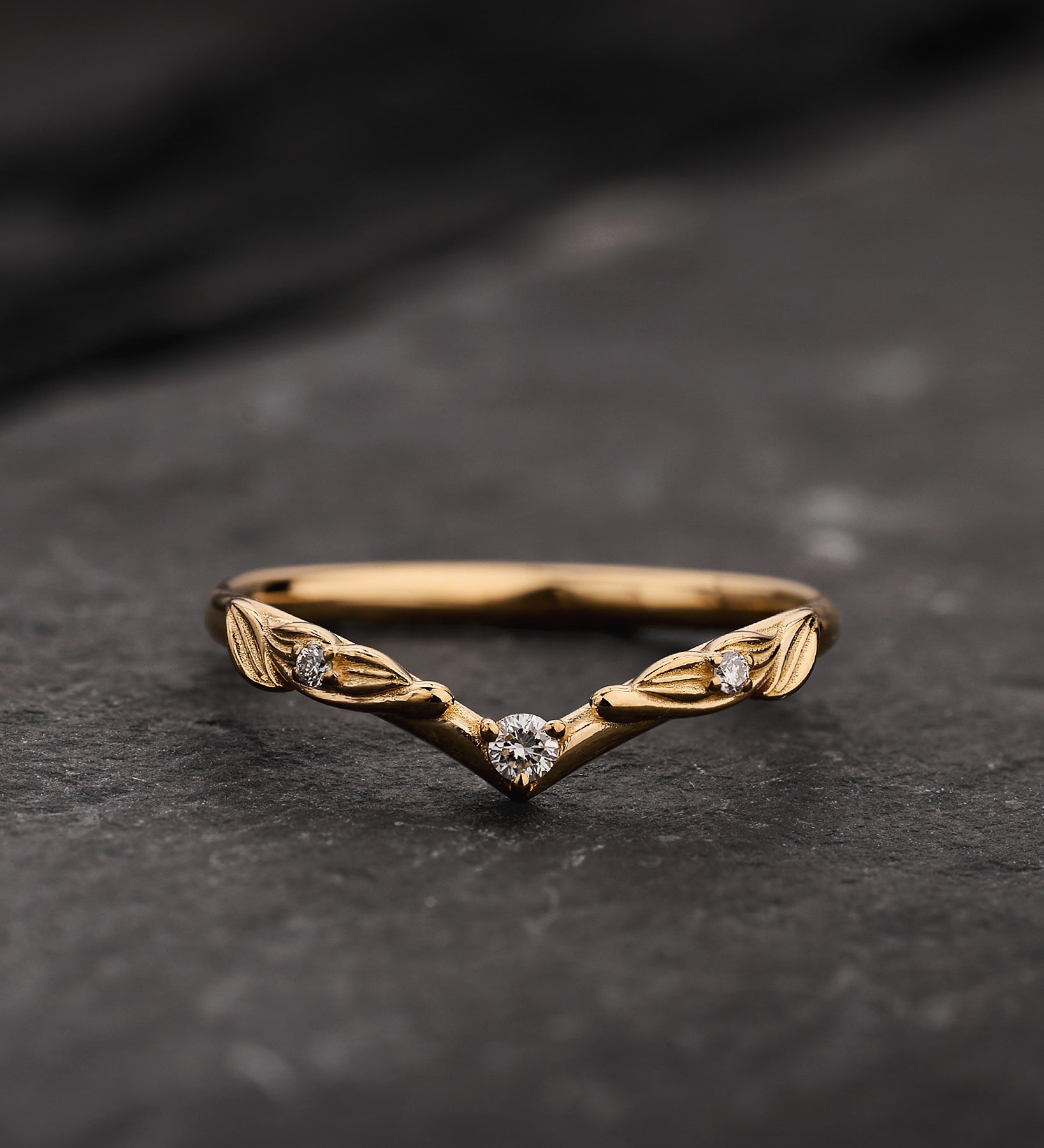 Leaf matching wedding band with diamonds / Palmira - Eden Garden Jewelry™