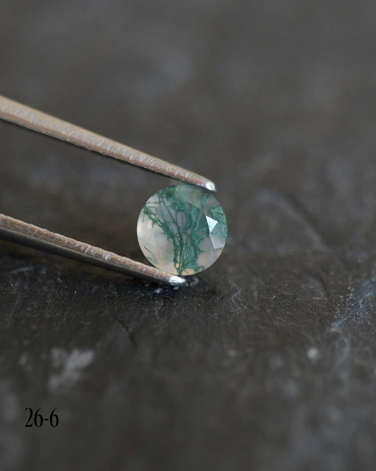 Moss agate | green color, round-cut, 5mm, 0.5ct - choose yours - Eden Garden Jewelry™
