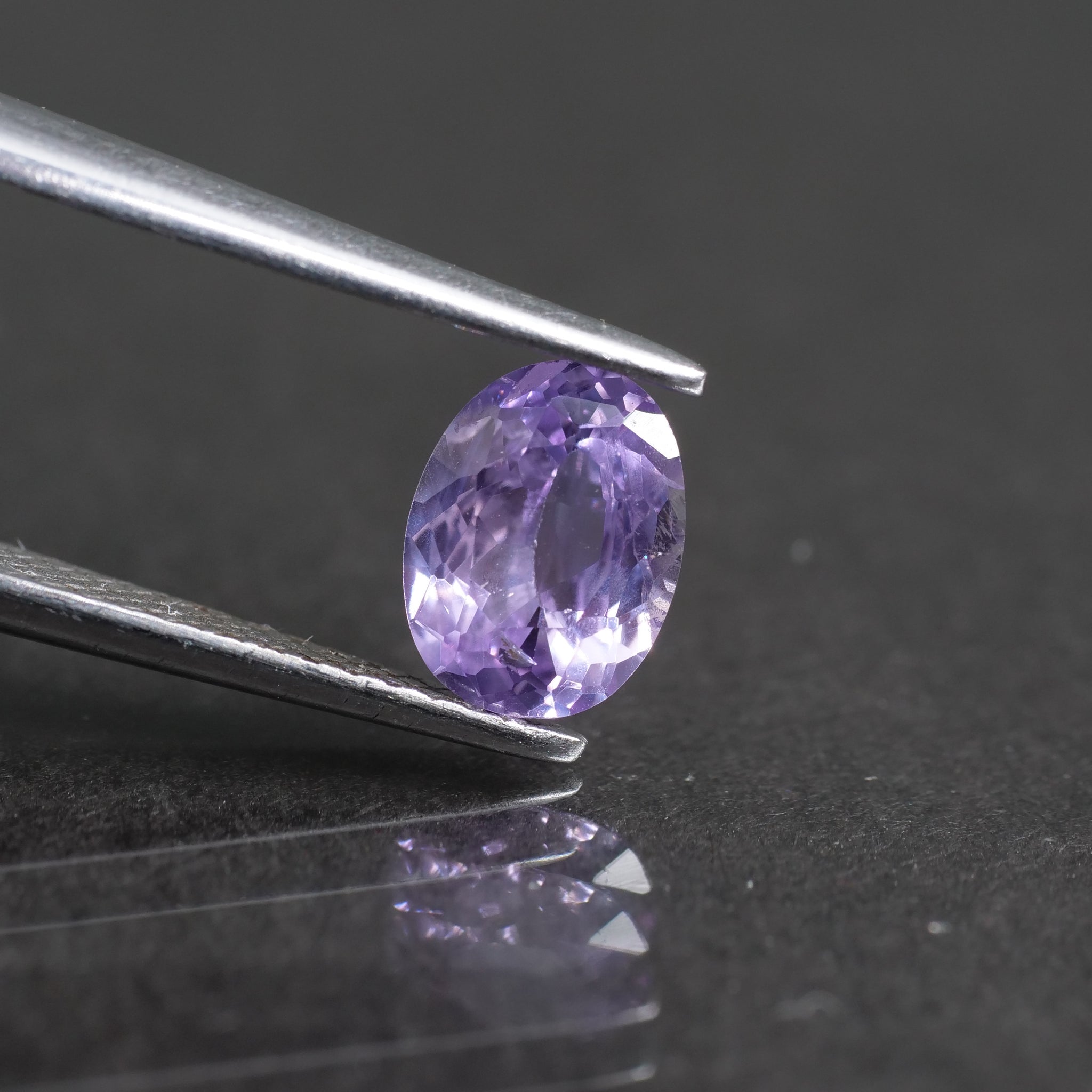 Sapphire | natural, lilac colour, oval cut 7x5mm, 0.94 ct - Eden Garden Jewelry™