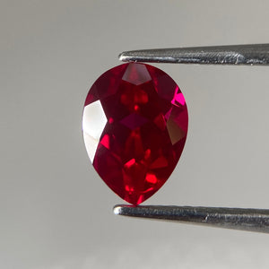 Ruby | Lab created Hydrothermal , pear cut 8x6 mm, 1.5 ct - Eden Garden Jewelry™