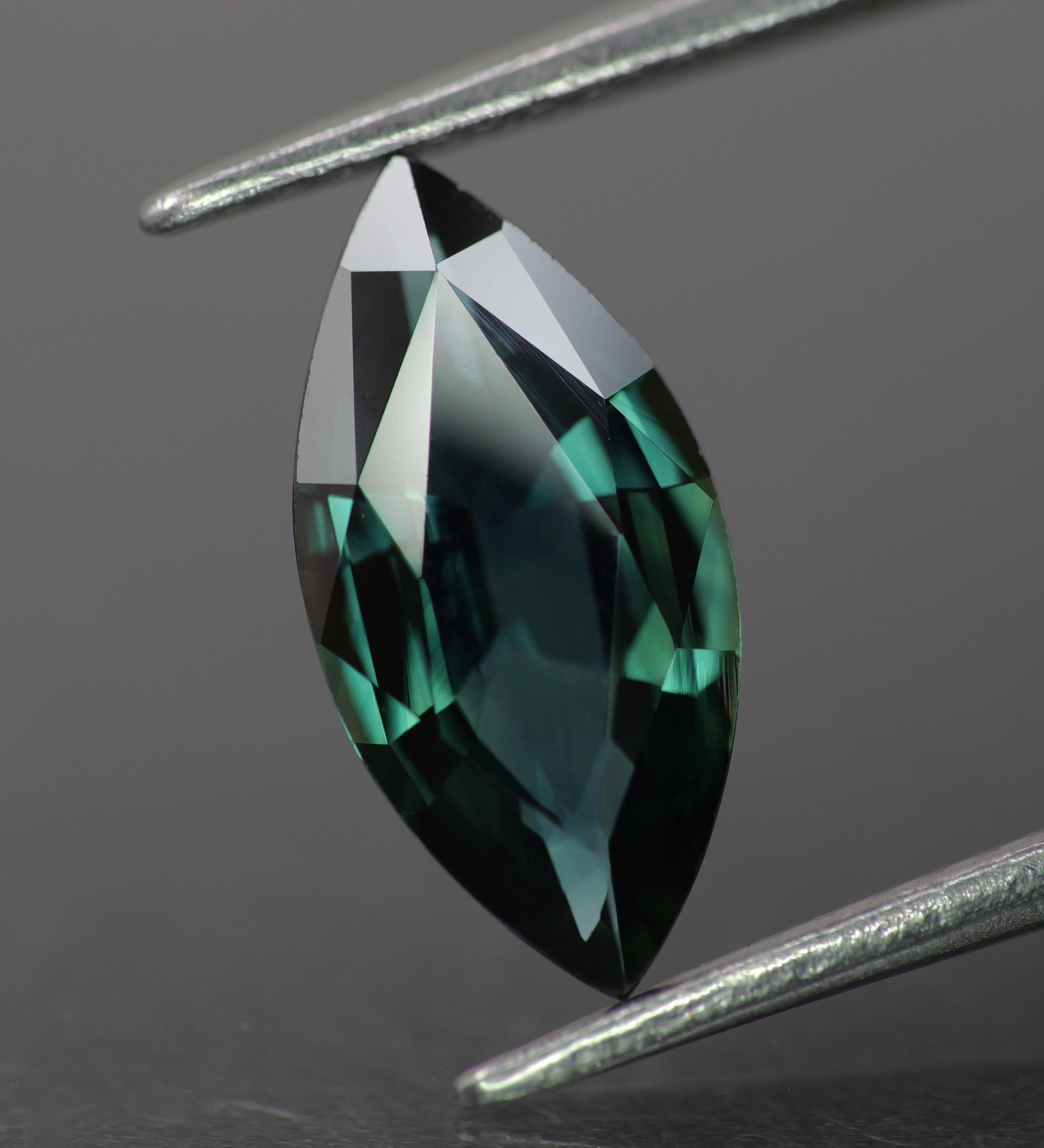 Sapphire | natural, teal color/color changing, marquise-cut, 12x6mm, 1.7ct - Eden Garden Jewelry™