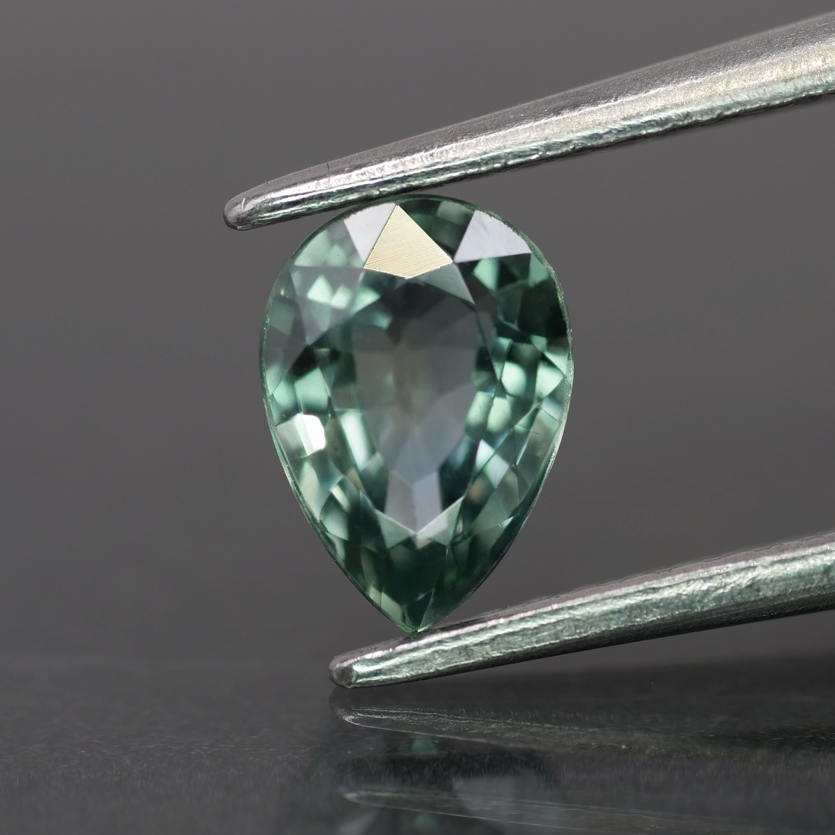 Sapphire | natural, teal color, pear-cut, 7x5mm, 1ct - Eden Garden Jewelry™