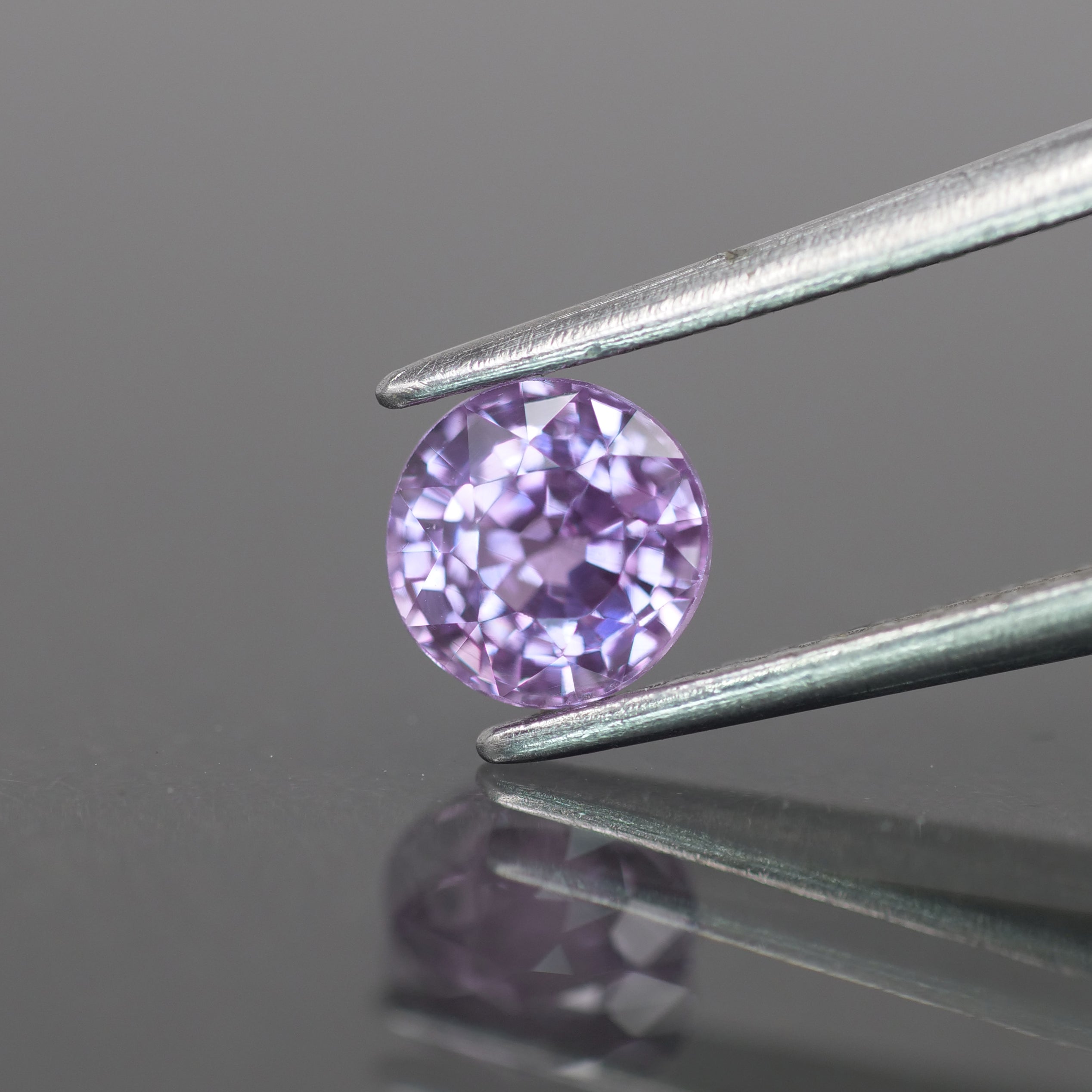 Sapphire | natural, pink color, round-cut, 5 mm, 0.7ct - Eden Garden Jewelry™