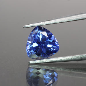 Blue Sapphire | lab created, trillion cut 7mm, VS 1.4ct - Eden Garden Jewelry™