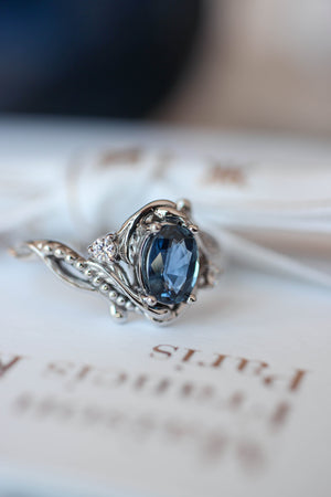 Blue sapphire engagement ring with diamonds / Undina - Eden Garden Jewelry™
