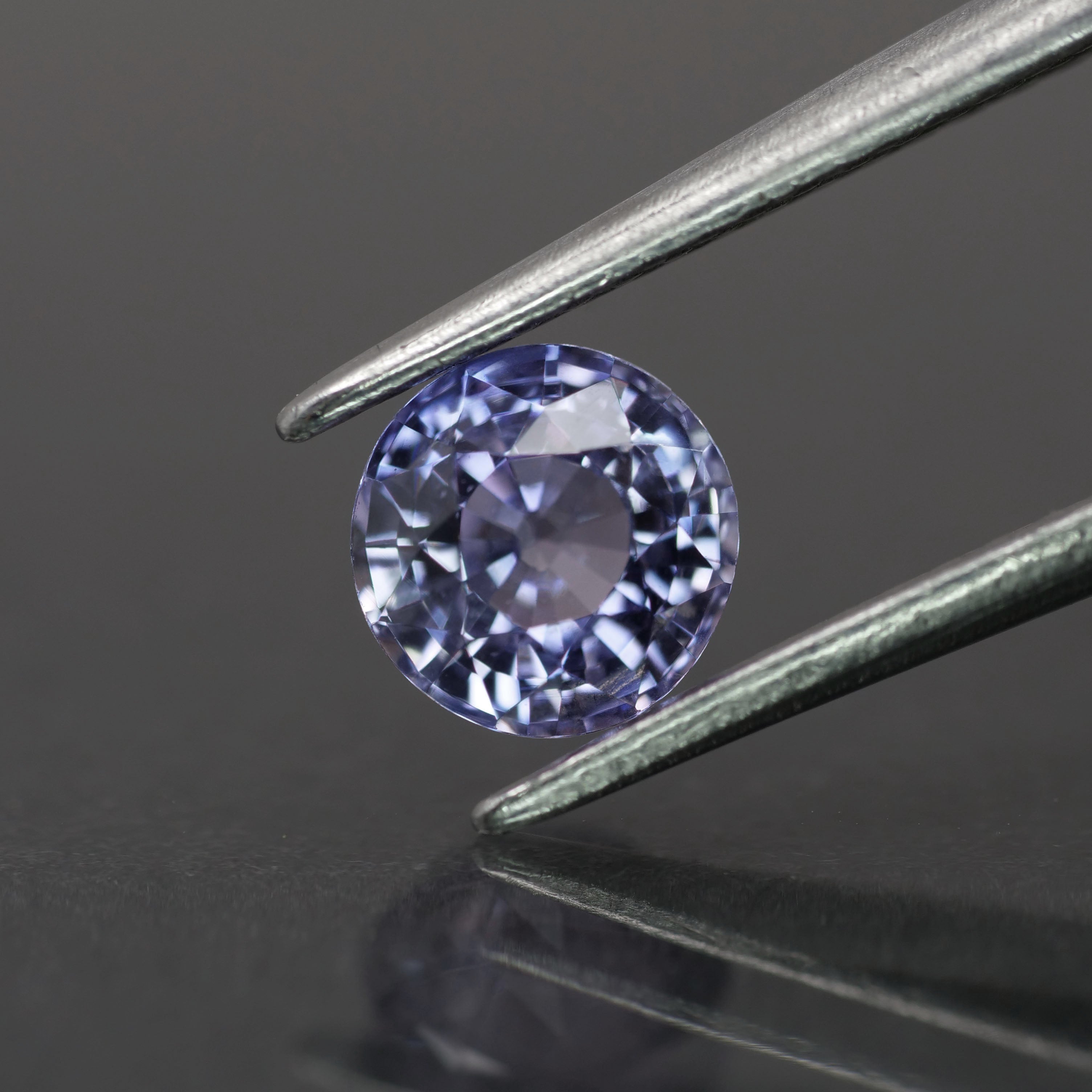 Sapphire | natural, purple color, round-cut, 5.5mm, 0.9ct - Eden Garden Jewelry™