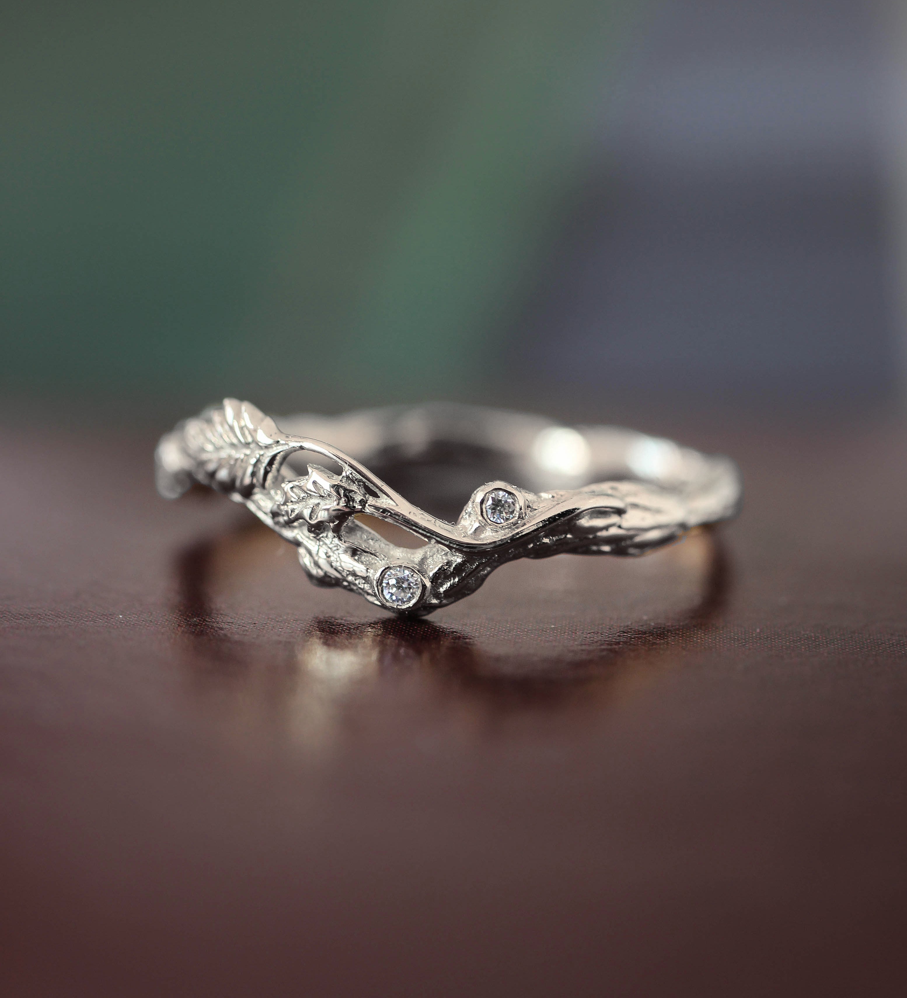 READY TO SHIP: Twig wedding band in 14K white gold, moissanites, AVAILABLE RING SIZES: 7-9 US - Eden Garden Jewelry™