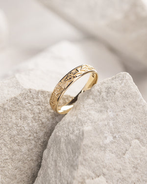 READY TO SHIP: Ivy leaves wedding band in 14K yellow gold, comfort fit ring 4 mm, RING SIZE 10 US