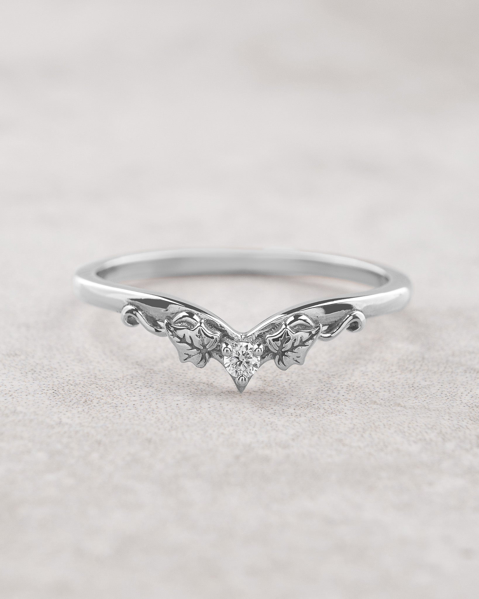 Curved ivy leaves ring with diamond, matching wedding band for Ariadne - Eden Garden Jewelry™