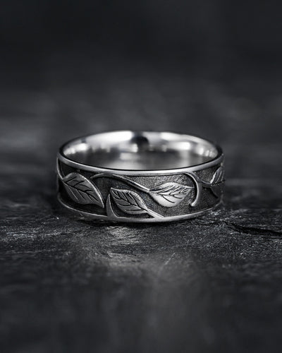 READY TO SHIP: Leaf wedding band in 14K white gold with black rhodium, 6mm, RING SIZE 6 US - Eden Garden Jewelry™
