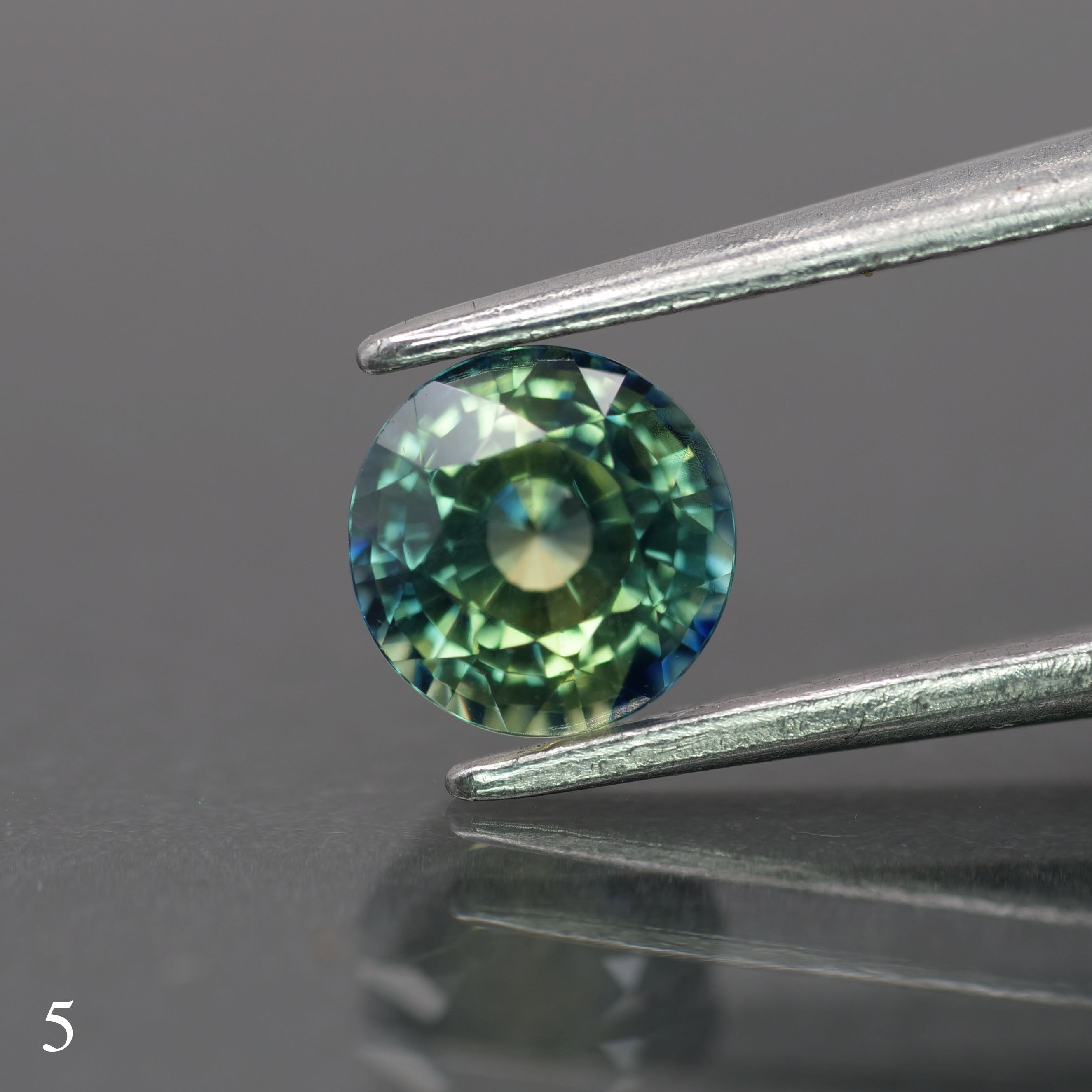 Sapphire | natural, teal color, round-cut, *5.5mm, *0.9ct - choose yours - Eden Garden Jewelry™