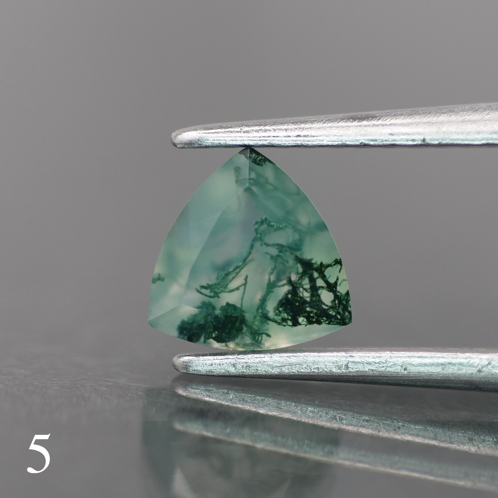 Moss agate | green color, trillion-cut, 6mm, 0.5ct - choose yours - Eden Garden Jewelry™
