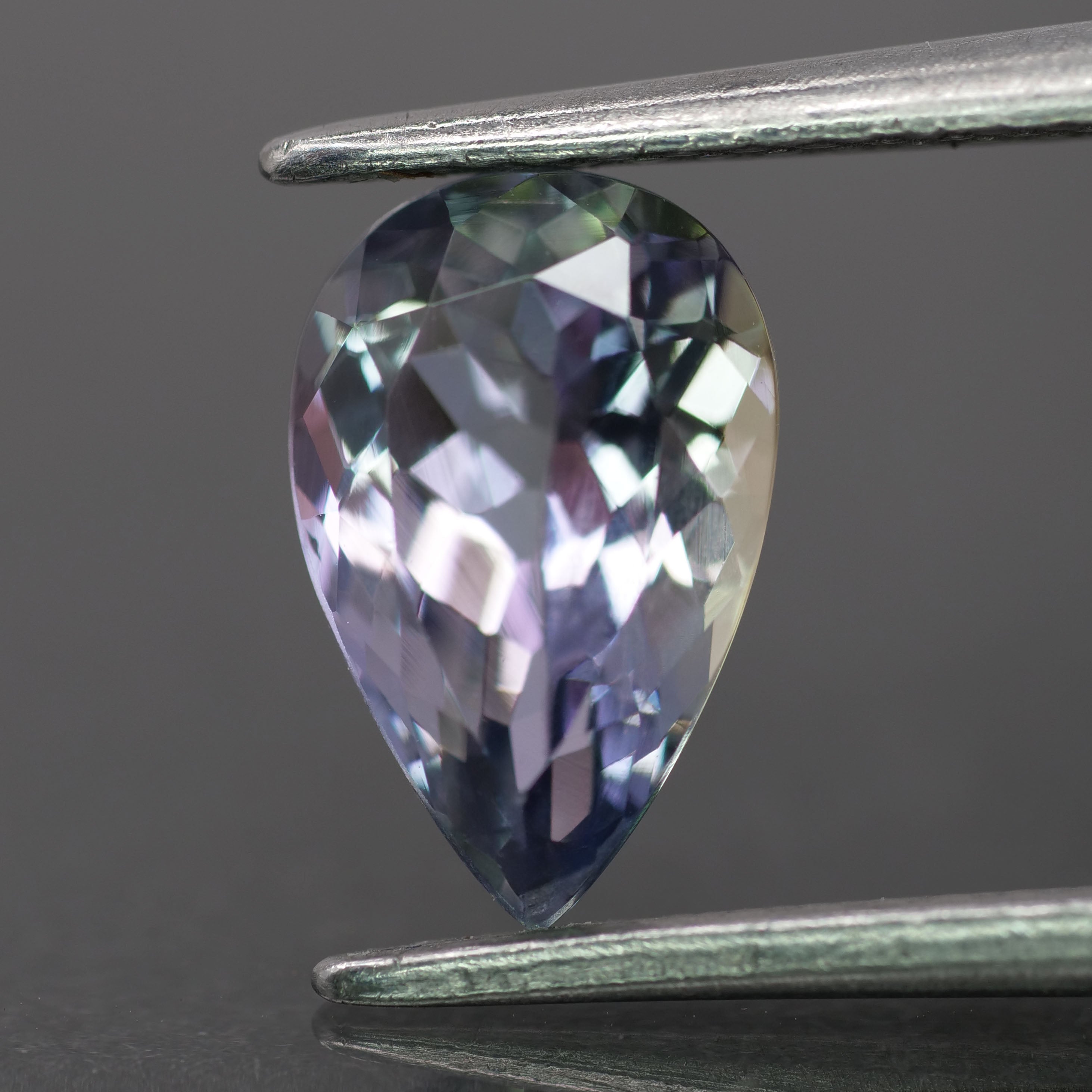Tanzanite | natural, bi-color purple green, pear-cut, *9x6mm, 1.3ct - Eden Garden Jewelry™