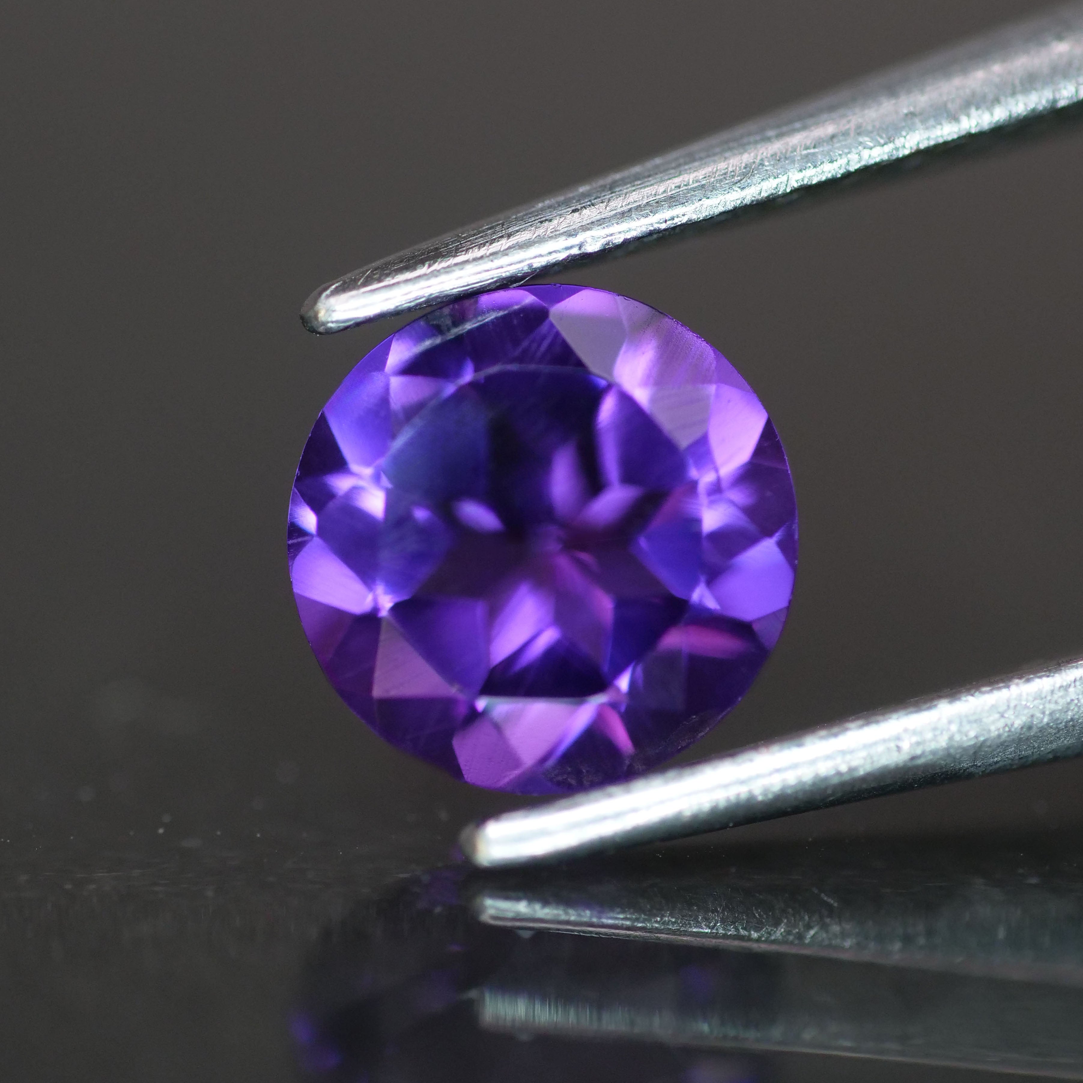 Amethyst | natural, round-cut, deep purple, 6.5mm, 1ct, Africa - Eden Garden Jewelry™