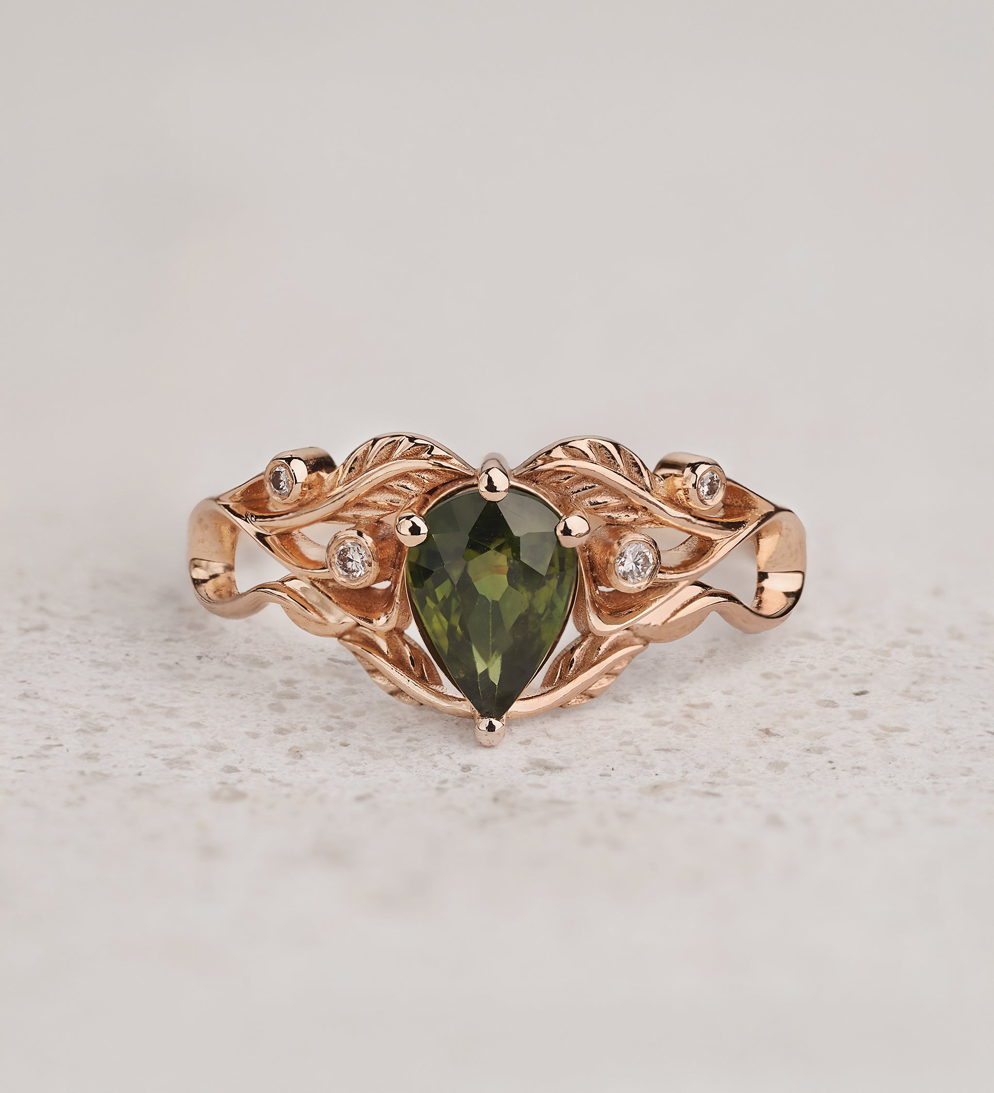 Engagement Ring with (Natural) Green Sapphire in Art Nouveau Style / Callisto - Eden Garden Jewelry™