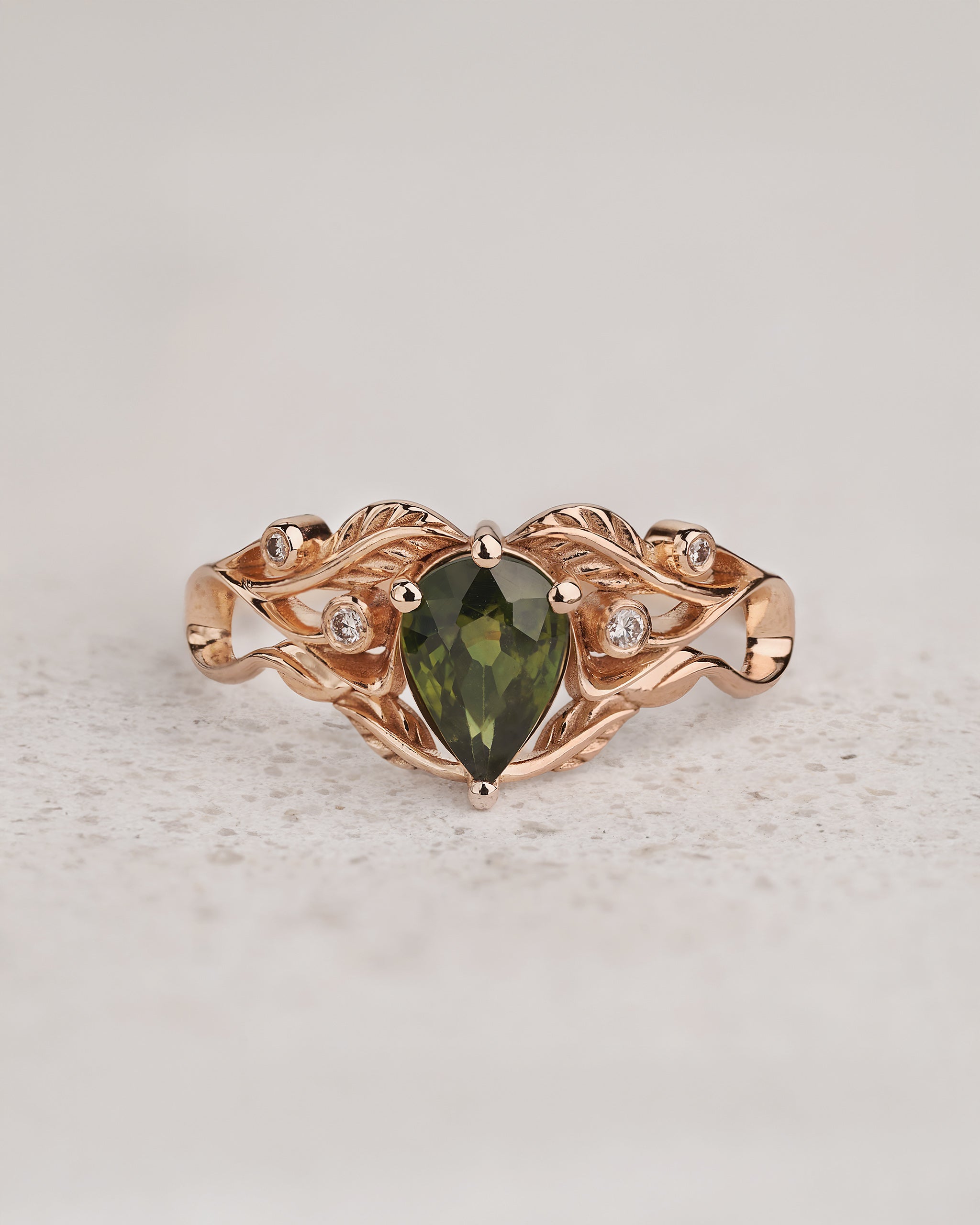Engagement Ring with (Natural) Green Sapphire in Art Nouveau Style / Callisto - Eden Garden Jewelry™