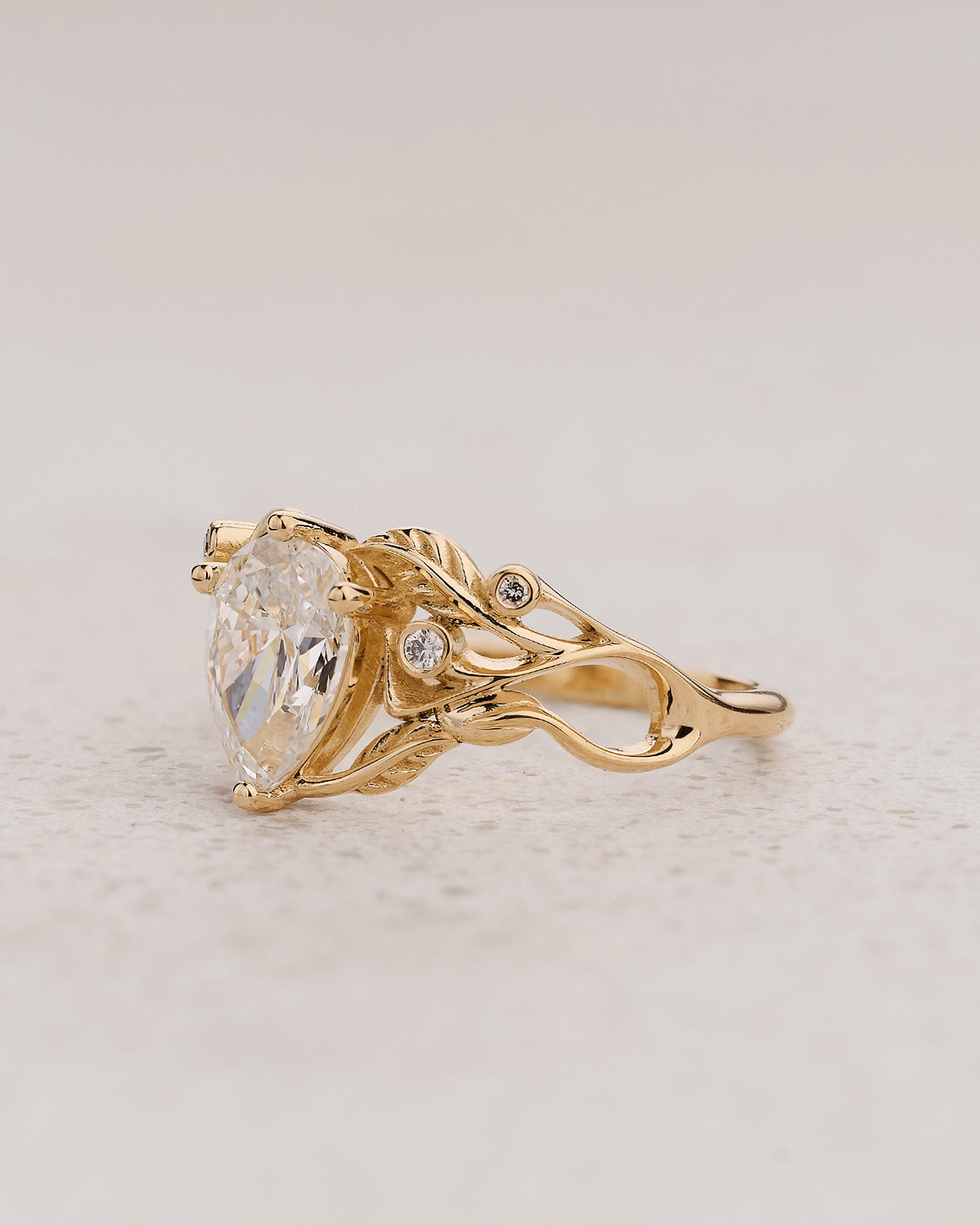 Art Nouveau Engagement Ring with Pear-Cut Diamond / Callisto - Eden Garden Jewelry™