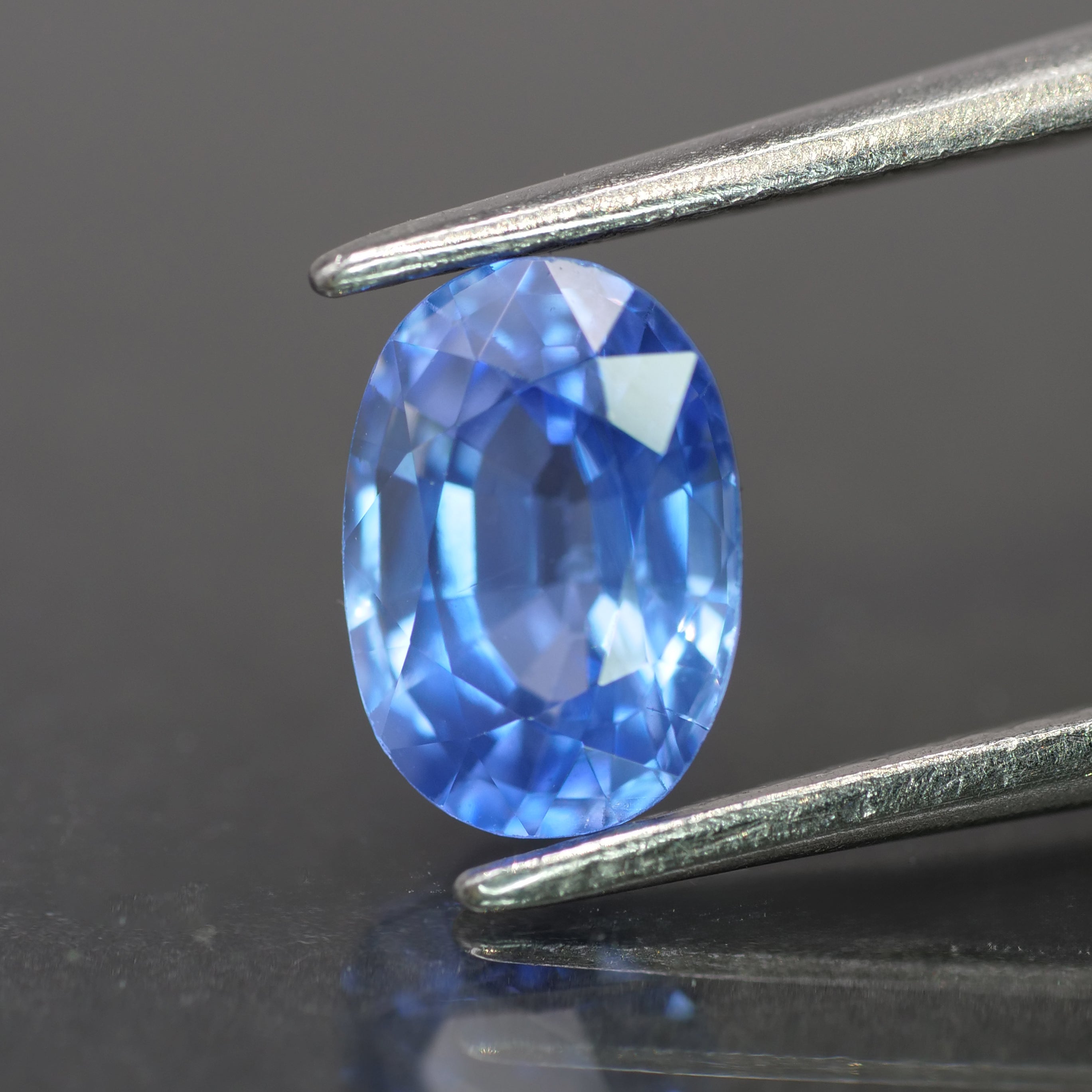 Sapphire | natural, blue color, oval-cut, *7x5mm, 1.3ct - Eden Garden Jewelry™