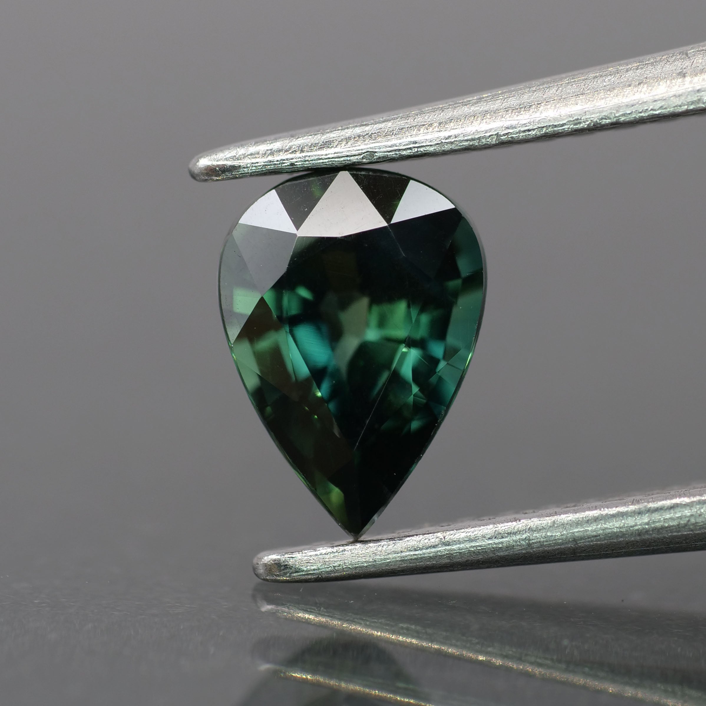 Sapphire | natural, teal color, pear-cut, *7x5mm, 0.8ct - Eden Garden Jewelry™