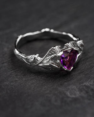 Alternative engagement ring with trillion cut amethyst / Clematis