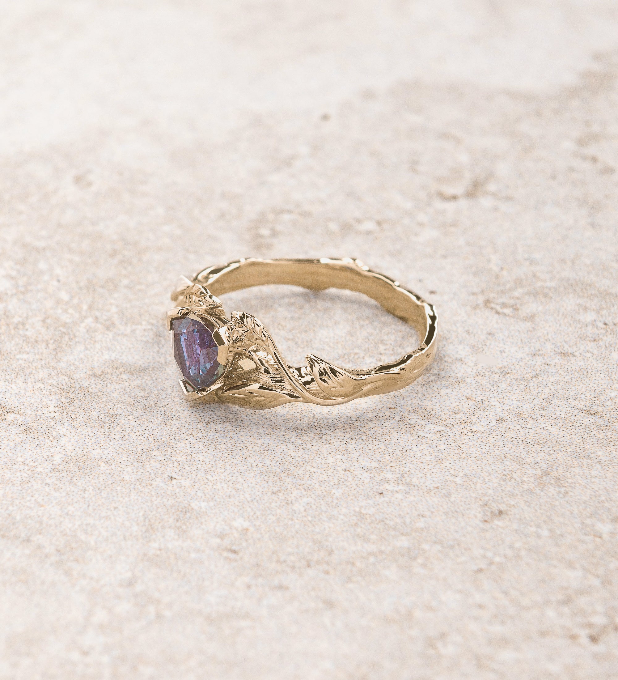 Lab alexandrite ring, trillion cut / Clematis - Eden Garden Jewelry™
