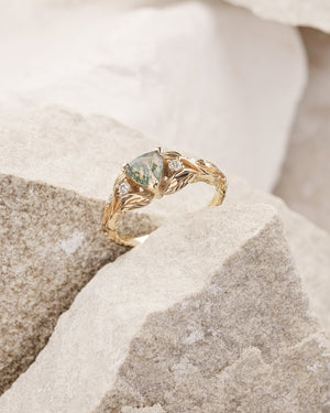 Moss agate bridal ring set, gold leaves and diamonds stacking rings / Clematis