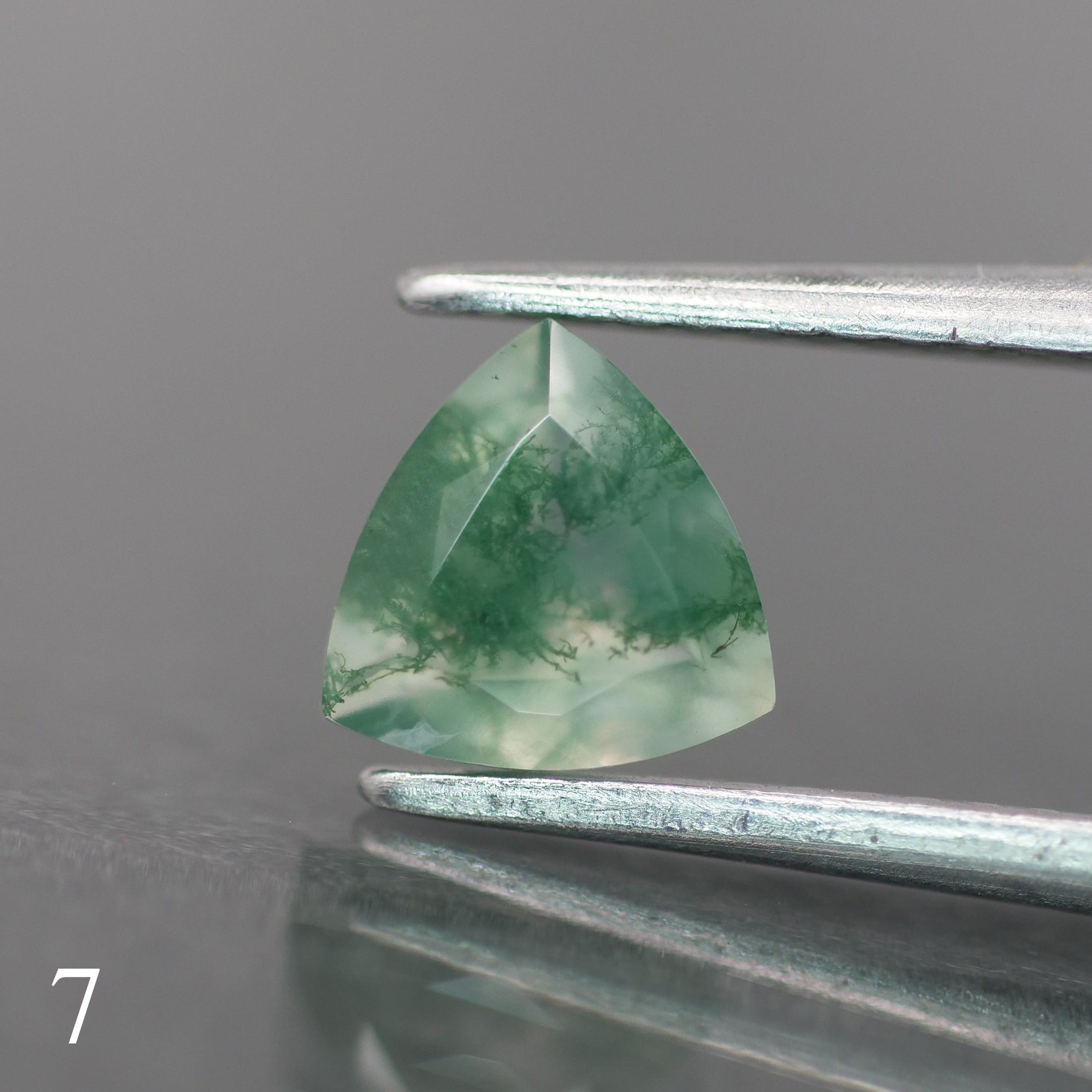 Moss agate | green color, trillion-cut, 6mm, 0.5ct - choose yours - Eden Garden Jewelry™