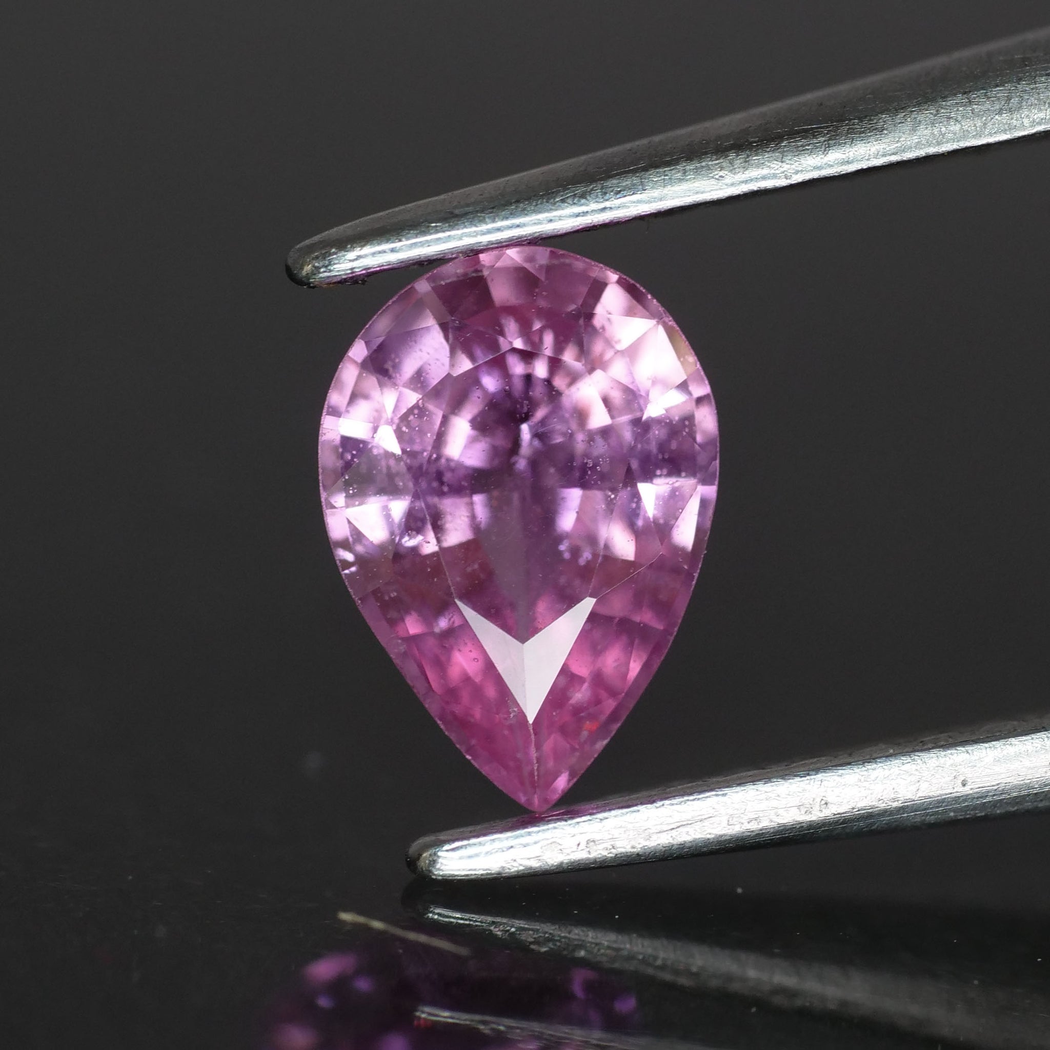 Pink Sapphire | natural, pear cut 7x5mm, VS 0.65 ct - Eden Garden Jewelry™