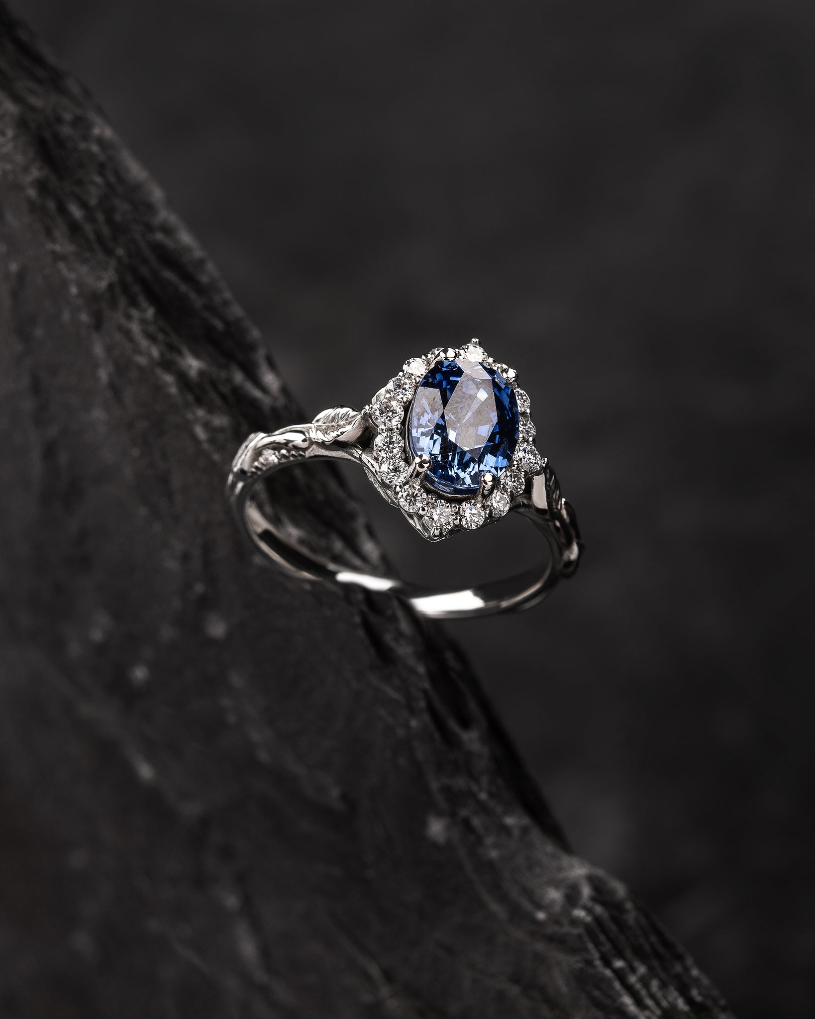 Natural and clear blue sapphire engagement ring with diamond halo / Florentina