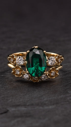 Big lab emerald bridal ring set with a romantic floral design / Fiorella - Eden Garden Jewelry™