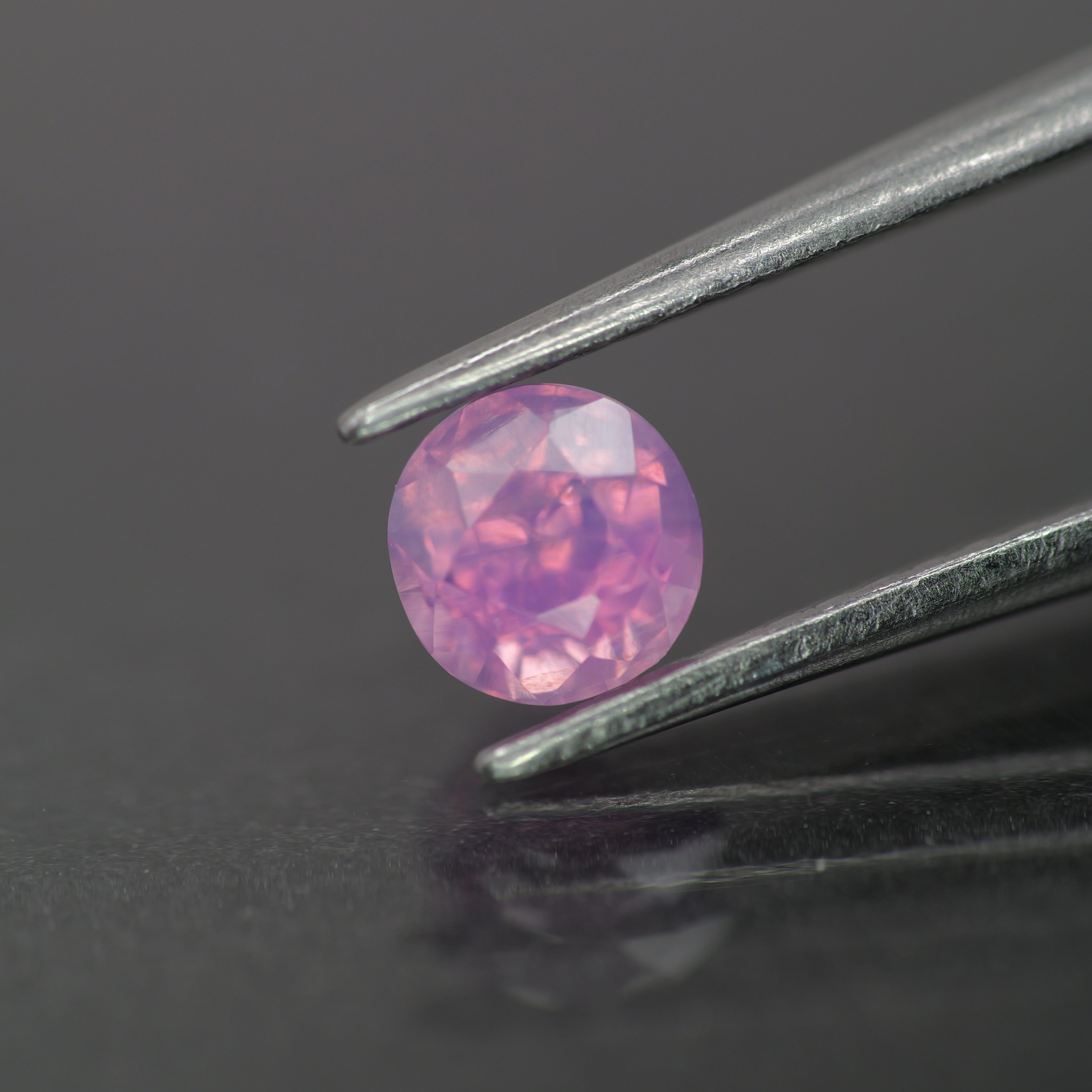 Opalescent sapphire | natural, pink color, round-cut, *5mm, *0.7ct - Eden Garden Jewelry™