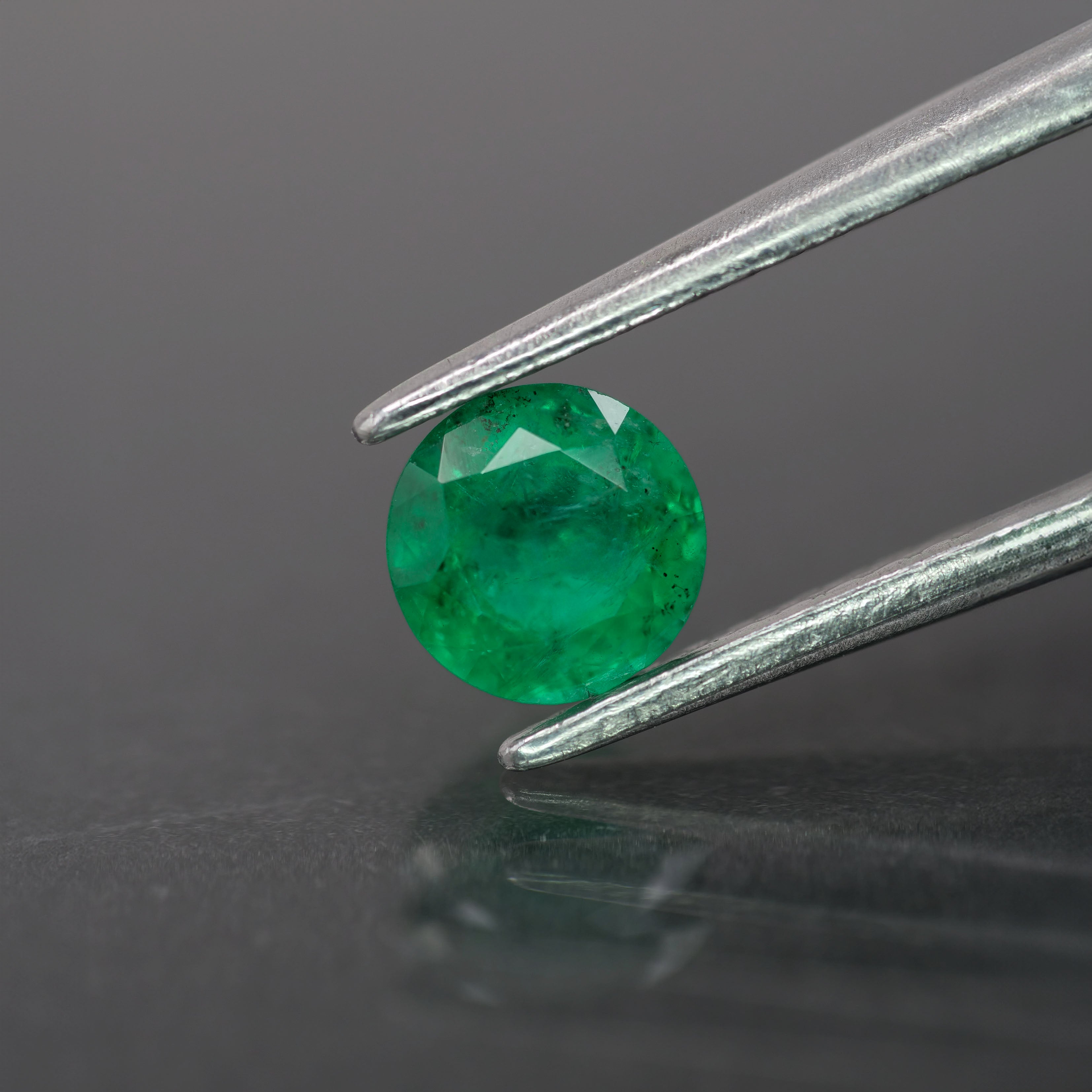 Emerald | natural, green color, round-cut, 5mm, 0.4ct - Eden Garden Jewelry™