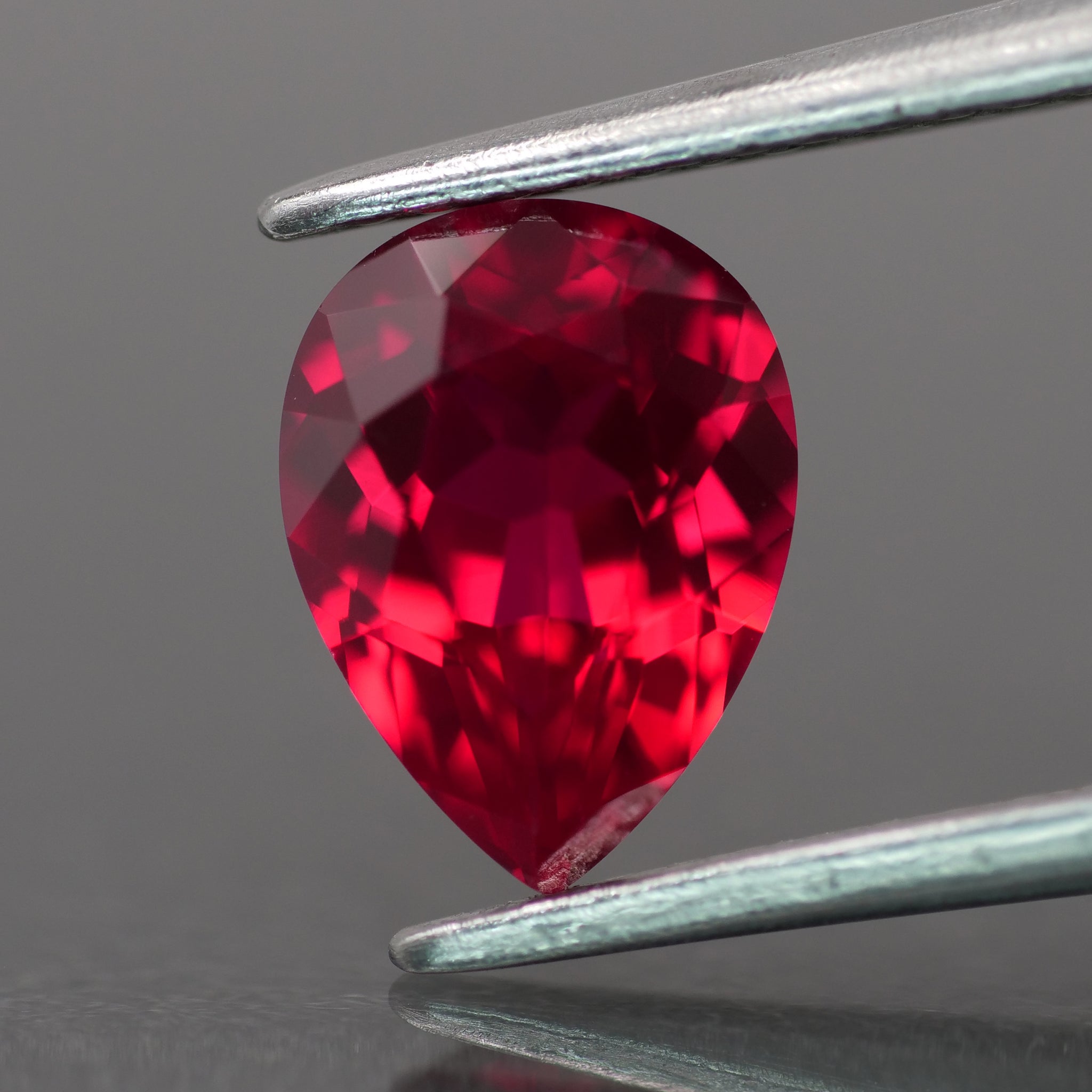 Ruby | red color, lab created, pear-cut, 8x6mm, 1.5ct