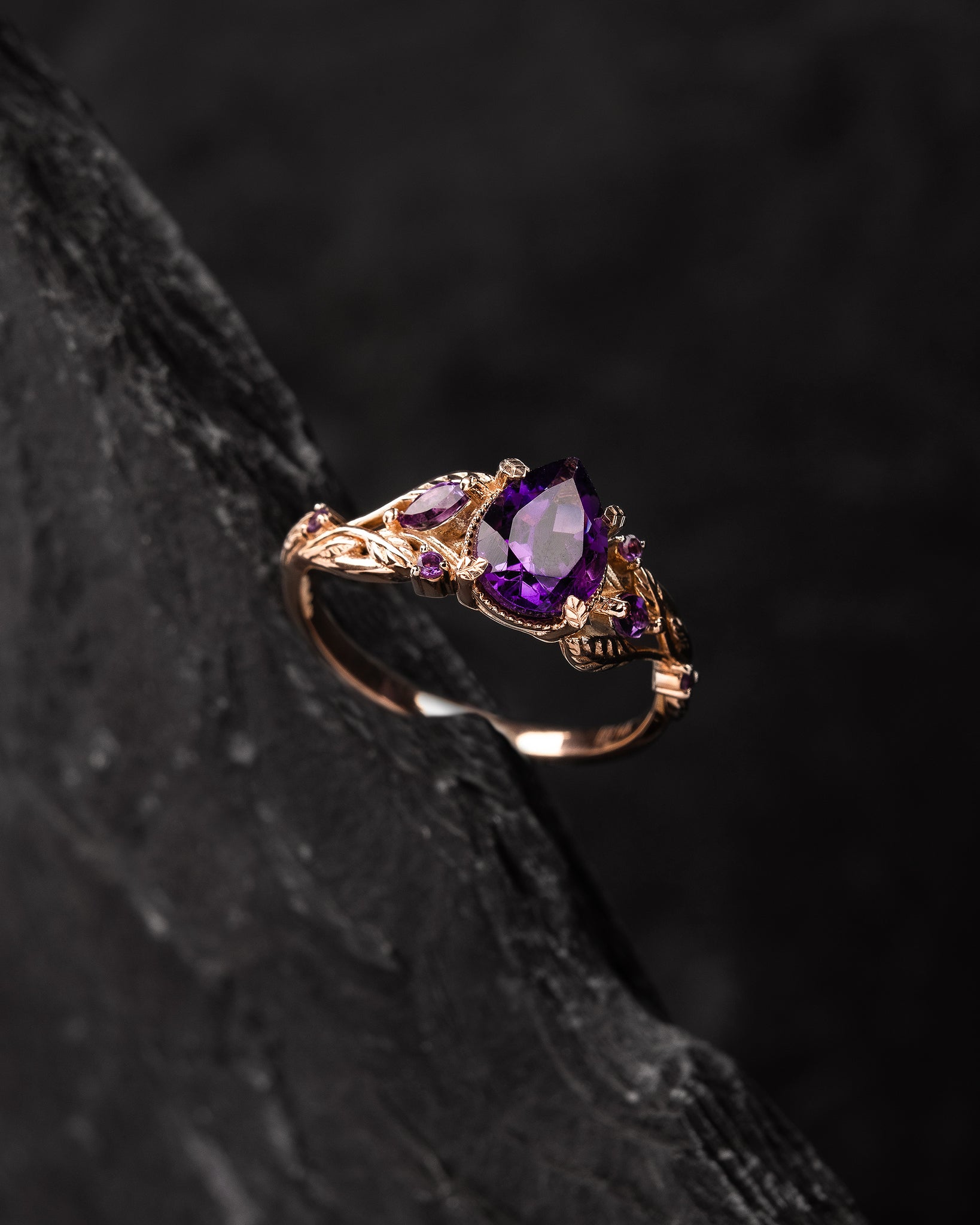 Pear amethyst bridal ring set, gold stacking twig rings / Patricia